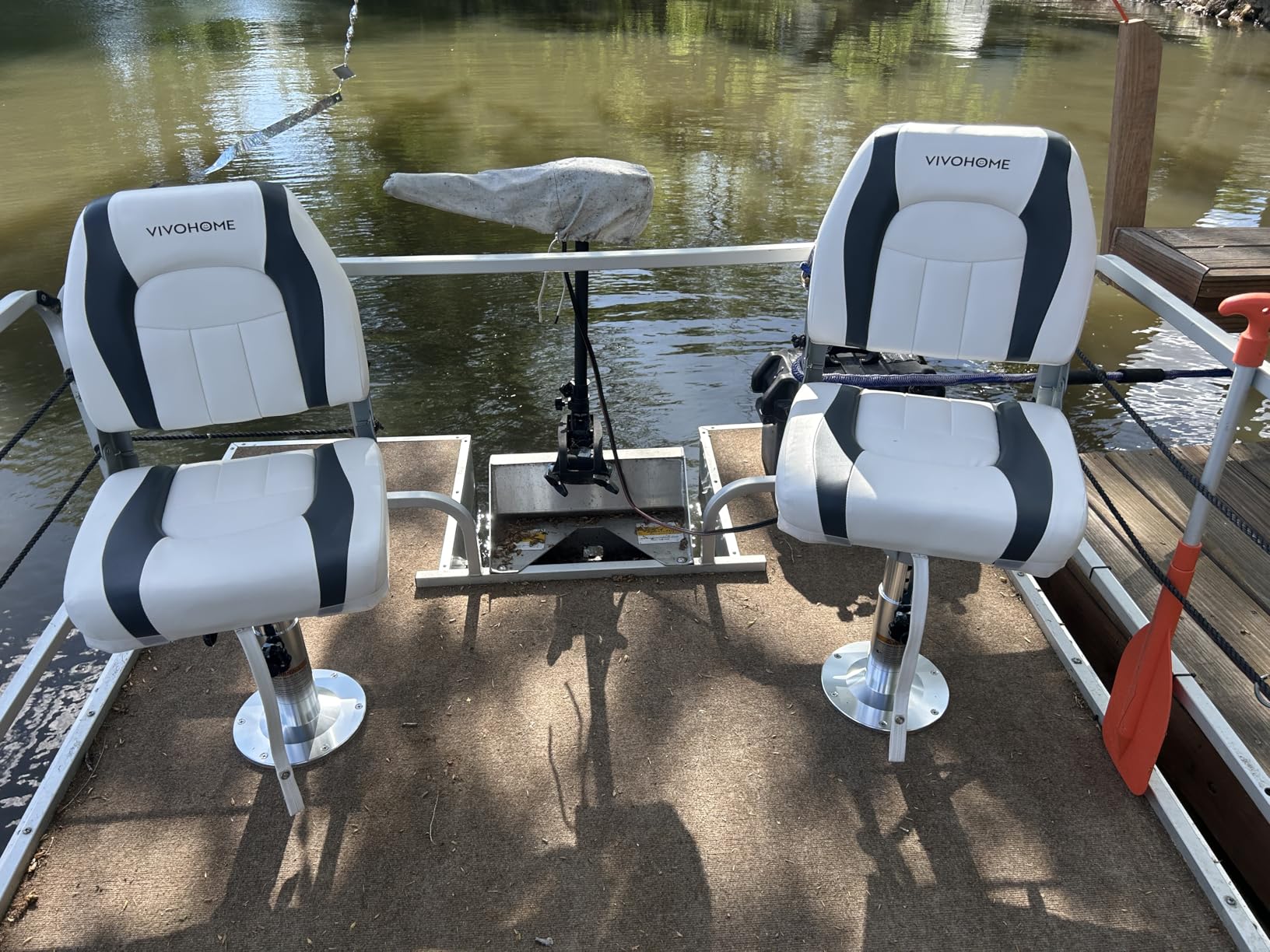 VIVOHOME Folding High Back Boat Seats 2 Pack, Waterproof Boat Captain Chairs, 4 Mounting Screws Included, White and Blue customer photo 2