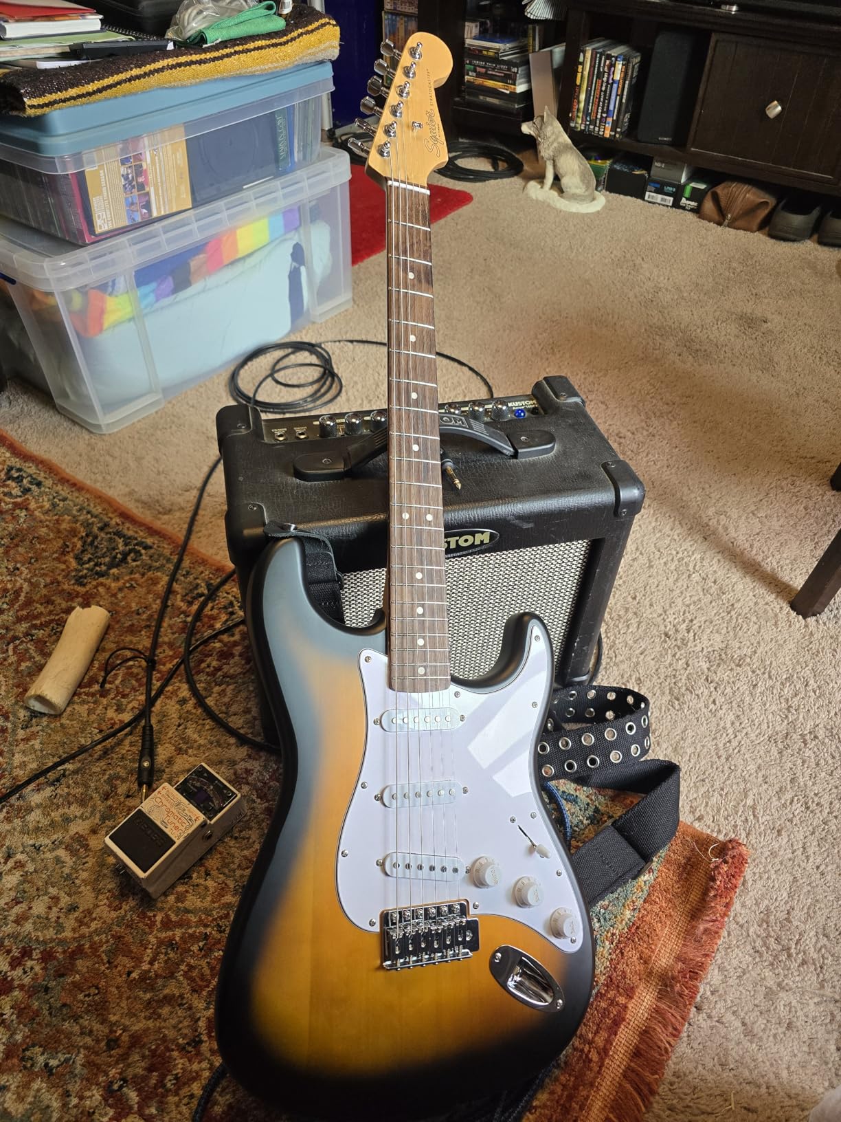 Fender Squier Debut Series Stratocaster Electric Guitar, Beginner Guitar, 2-Year Warranty, Includes Free Lessons, Sea Foam Green with Satin Urethane Finish customer photo 2