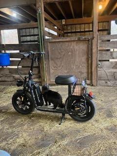 iScooter F7 Electric Scooter Adults, 1000W Powerful Motor, 28 MPH Top Speed & 45 Miles Range, 16'' Fat Tire Scooter for Adults, Detachable Seat & Adjustable Handlebar & APP Electric Scooter with Seat customer photo 1