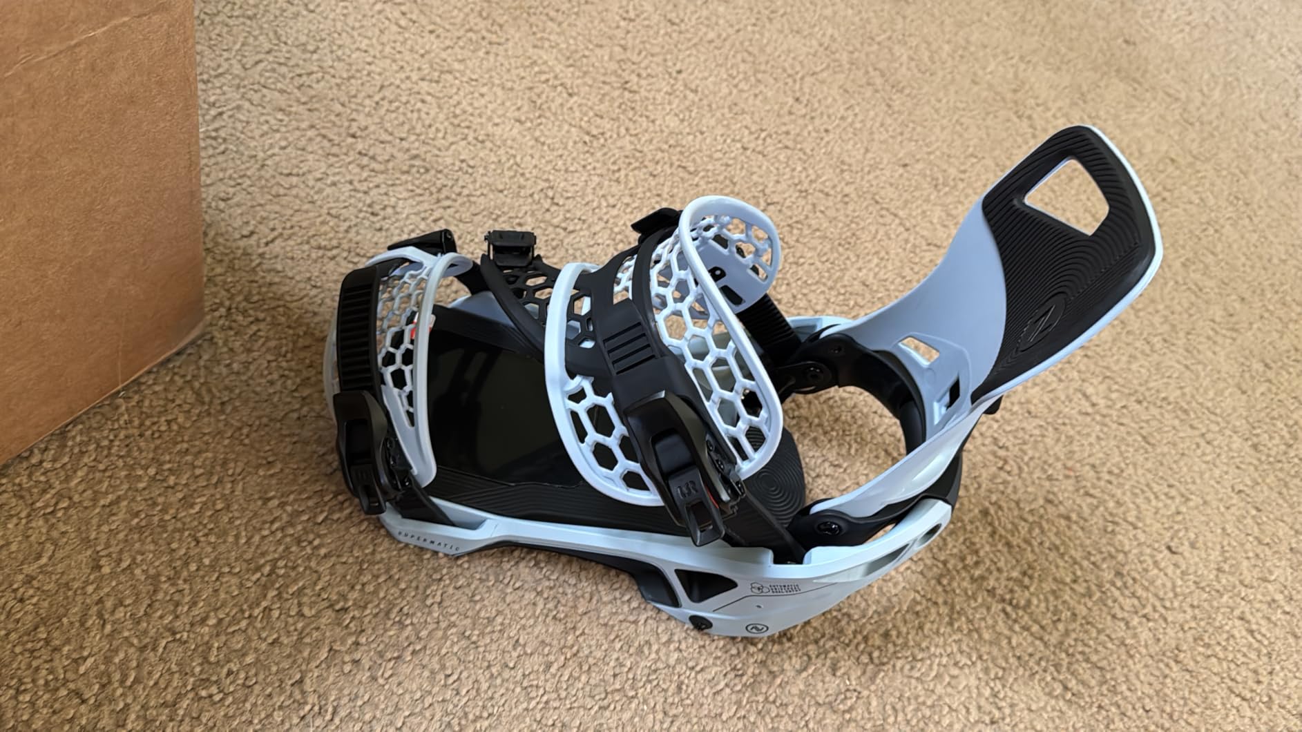 Nidecker Supermatic Snowboard First Universal, Dual-Entry, Automatic Binding - Comfortable and Reliable as a Regular Two-Strap Binding - Genuine Game Changer with its Drop in tech customer photo 2