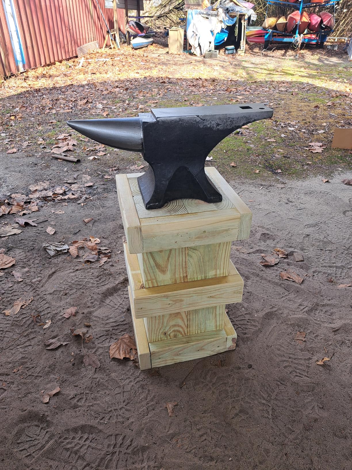 110Lbs Cast Steel Anvil,Single Horn Anvil,High Hardness Round Horn Anvil Blacksmith with Large Countertop and Stable Base,Metalsmith Tool for Bending and Shaping,Black customer photo 1