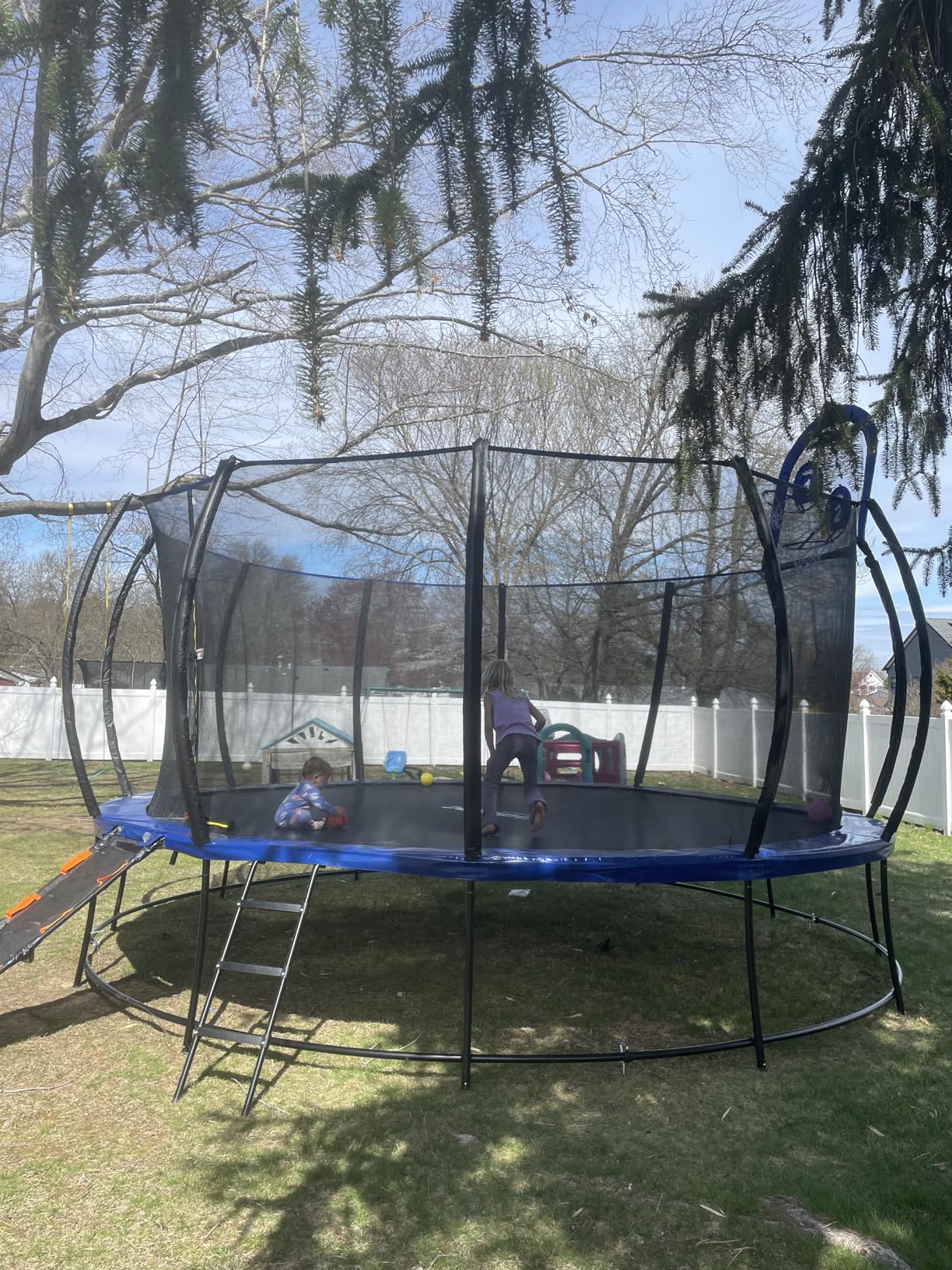Zupapa 1800LBS Capacity No-Gap Design 16 15 14 12FT Trampoline with Safety Enclosure Net and Non-Slip Ladder 10-Year Quality Assurance customer photo 2