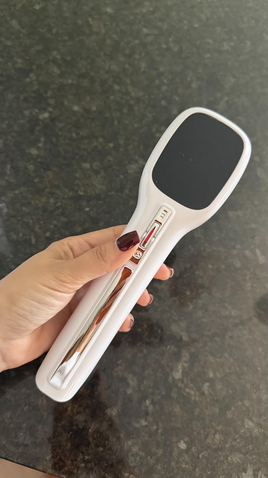 Red Light Therapy Device for Humans & Dogs, Infra Red Light Therapy for Body Pain Relief, Handheld Cold Laser Therapy Device for Joints and Muscle Pain (4x808nm + 14x650nm) customer photo 2