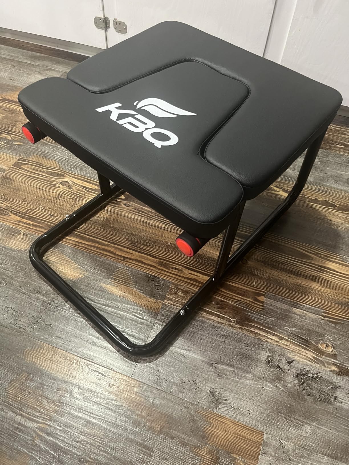 KBQ Yoga Headstand Bench, Yoga Inversion Chair, Headstand Trainer - U-Shaped Stool with 400LB Capacity, Double Armrest, Non-Slip Fitness Aid, Thick Breathable Mat, Home & Gym Stability Stool (Black) customer photo 2