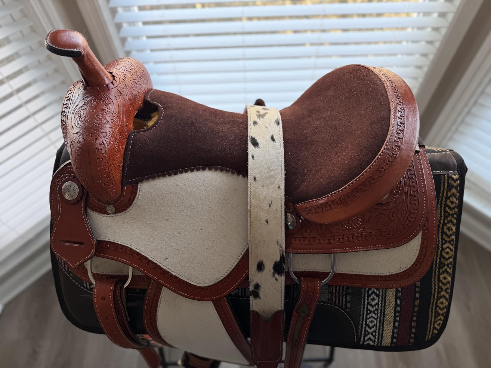 Western Barrel Saddle Set Brown Hand Tooled Leather Hair On Cowhide Horse Saddle with Headstall, Breast Collar & Reins for Rodeo, Trail & Pleasure Riding customer photo 1