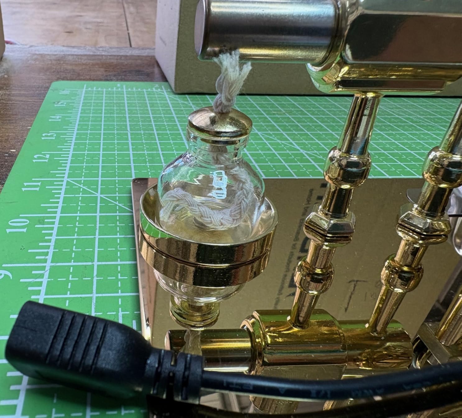 Hot Air Stirling Engine Motor Education Model Toy Electricity Power Generator LED Lights Kit Class Teaching Stirling Engine Kit for Adults Desktop Educational Physics Experiment Kit customer photo 2