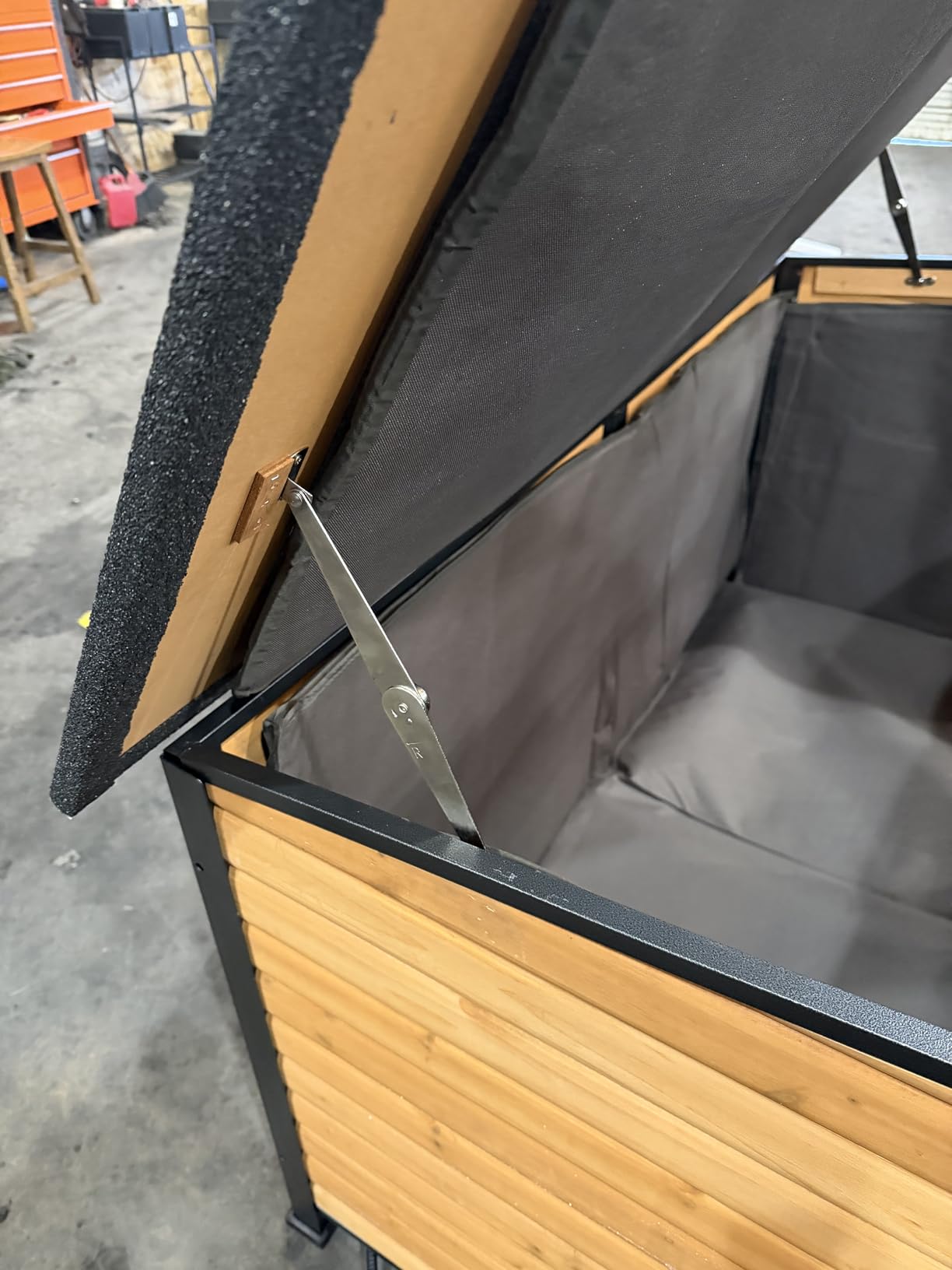 Aivituvin Dog House Outdoor Heated Dog Kennel with Insulated Liner & Heater for Winter Strong Iron Frame Large Dog Cage for Small & Medium Dogs,33.5
