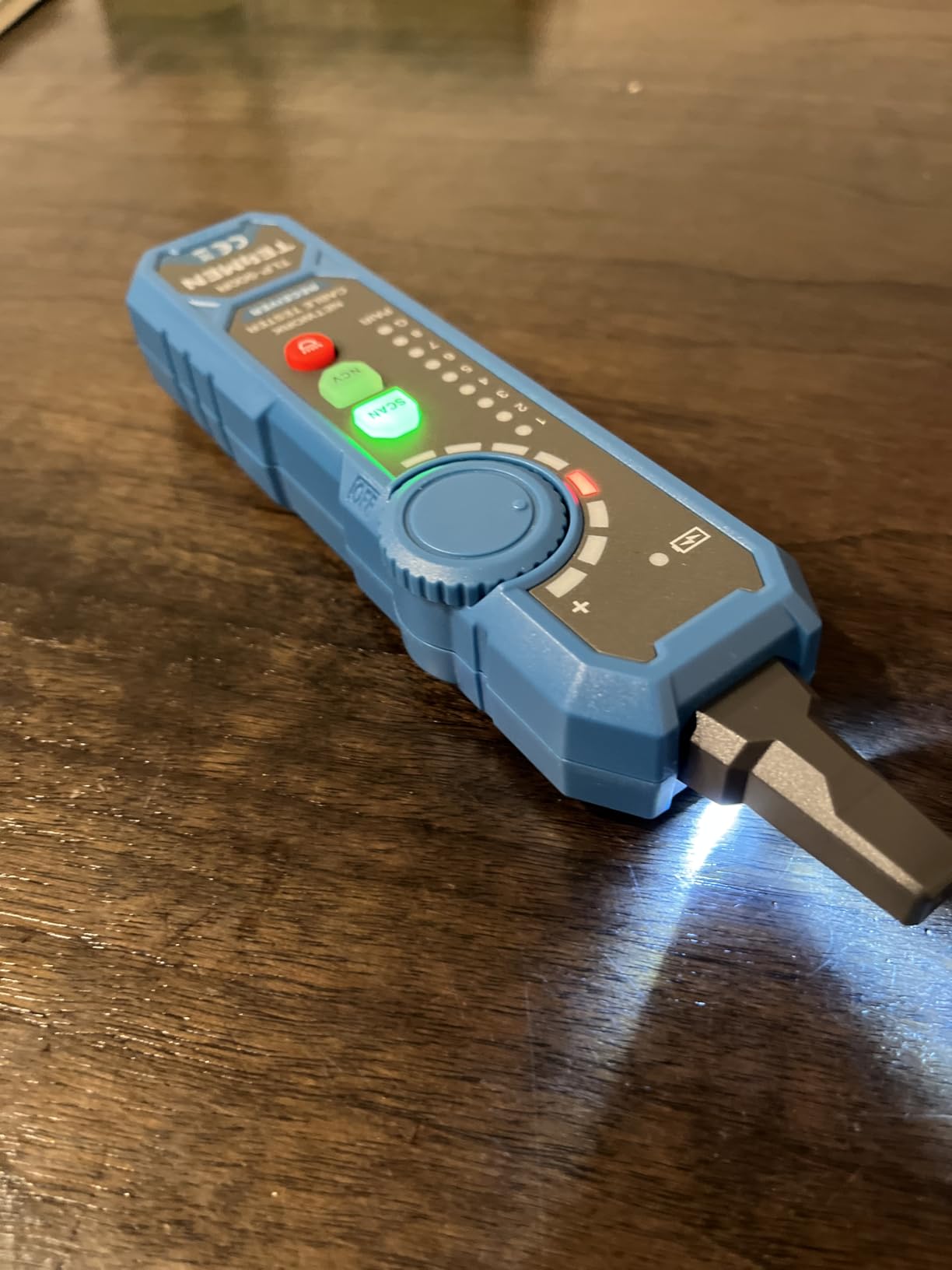 TESMEN TLP-900AR Network Cable Tester, RJ11 RJ45, for CAT5/6/POE/STP, Multi-function Cable Tracer with Pairing, Continuity, QC&NCV, Suitable for Ethernet, Telephone, Wire maintenance and sorting customer photo 2