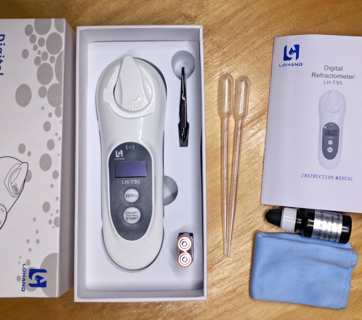 3-in-1 Digital Brix Refractometer with ATC/Refractive Index(RI), 0-95% Brix Measurement Range, High Accuracy Fast Touchscreen Test for Honey/Maple Syrup/Fruit Juice/Coffee customer photo 2