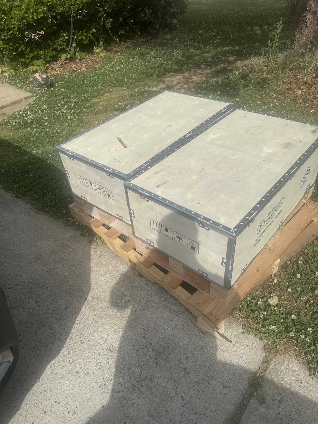 48V 300Ah (314Ah) LiFePO4 Lithium Battery with 200A PACE BMS, 16KWh Solar Battery, WiFi & Bluetooth, RS485/CAN customer photo 1