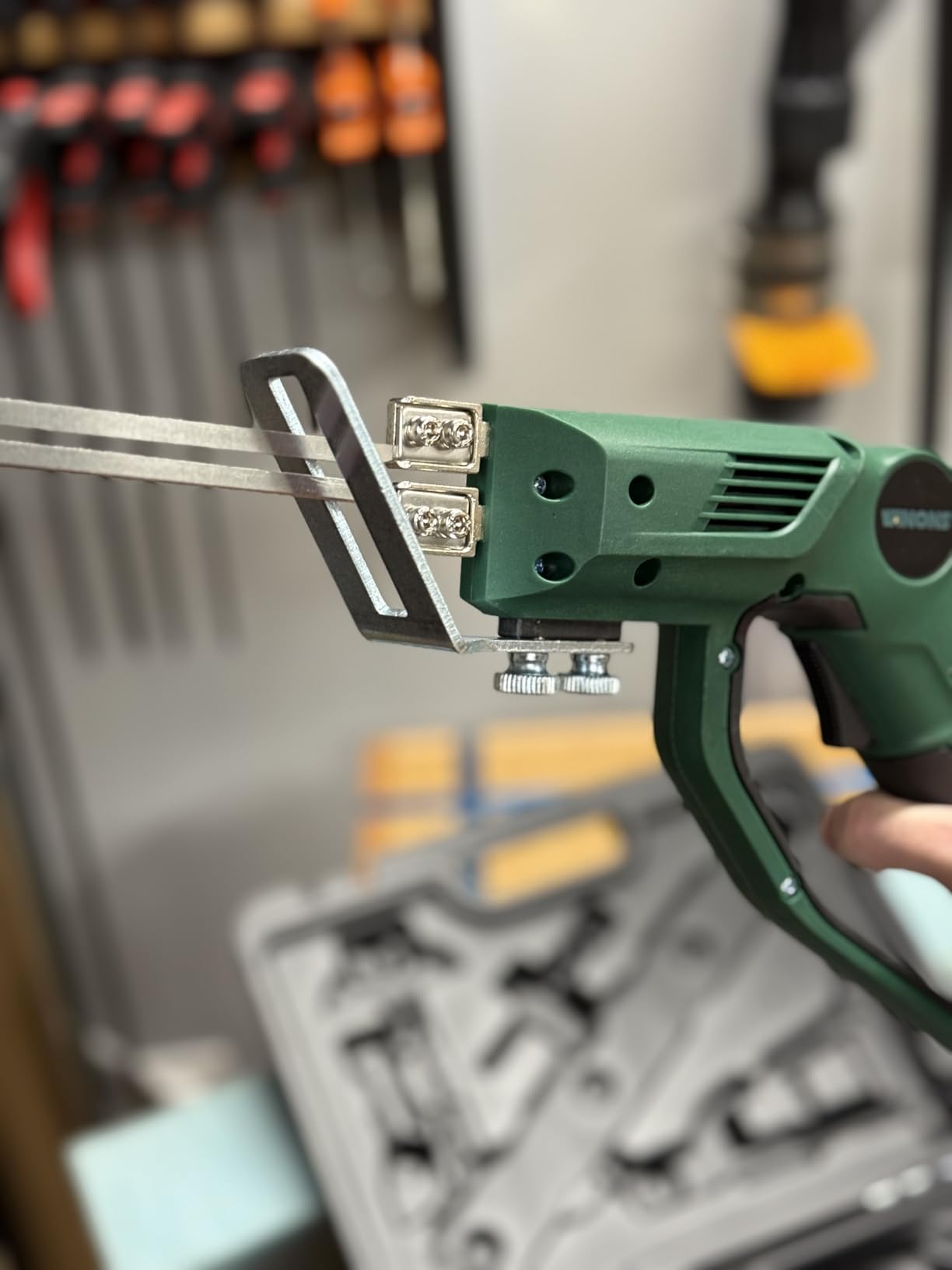 WINONS 210W Hot Knife Foam Cutter Tool, Air Cooled WFC0013 Polystyrene Cutter with Numbered Temperature Controller 630C Max Temp, Hot Wire Foam Cutting Tool for Different Projects (Kit of 8) customer photo 1