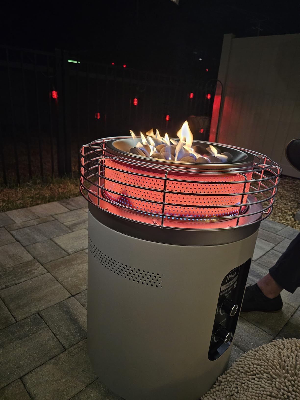Ninja Fireside360 Outdoor Heater & Fire Pit | 3 Modes: Flame, Heat, Flame & Heat | Portable for Patio, Deck, Camping, Beach | Easy Control Smokeless Flames | Stone | OF101ST customer photo 2