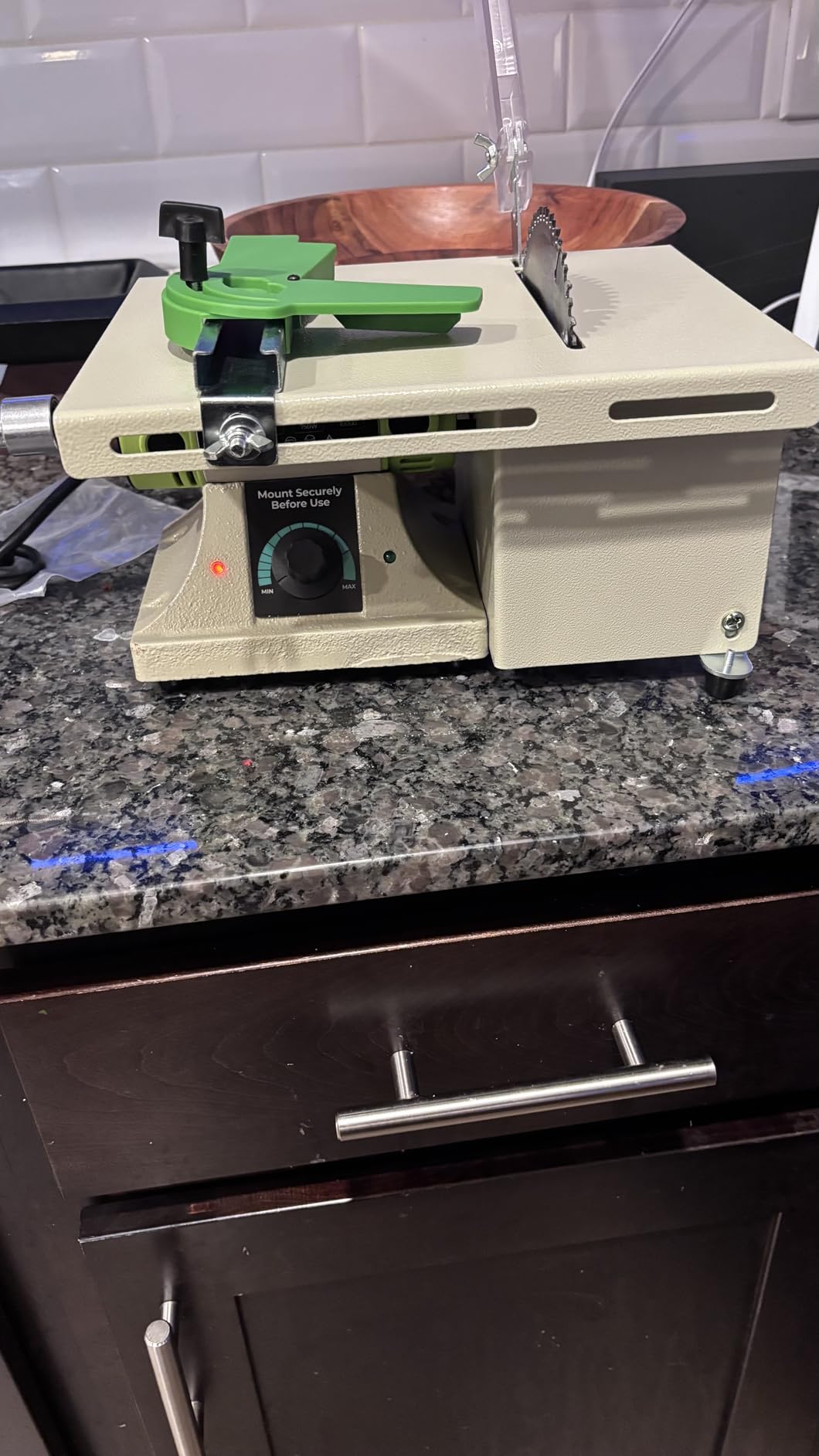Entry-Level Jewelry Rock Saw for Cutting Rocks, 110V 750W Lapidary Saw Rock Cutter Mini Table Saw for Crafts Lapidary Equipment for DIY Gemstone Cutting Grinding Woodworking Carving customer photo 1