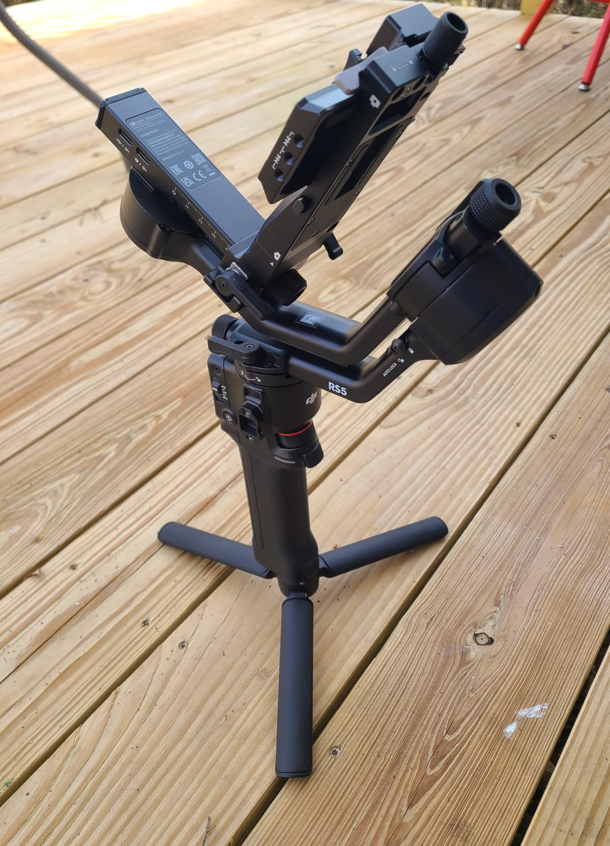 RS 5, Gimbal Stabilizer for Camera Canon/Sony/Panasonic/Nikon/Fujifilm, Fine-Tuning Knobs, 2nd-Gen Automated Axis Locks, Quick-Open Tripod, New Z-Axis Indicator customer photo 2