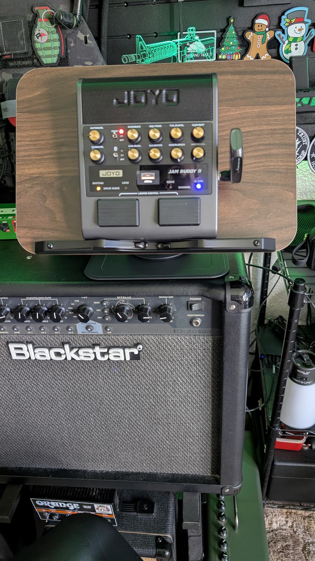 JOYO 10W Portable Guitar Practice Amp & Multi-Effects Pedal Combo Amplifier with Footswitch, OTG Recording, Bluetooth, 14 Amp Models, 3-Band EQ, 36 Drum Patterns & Looper customer photo 2