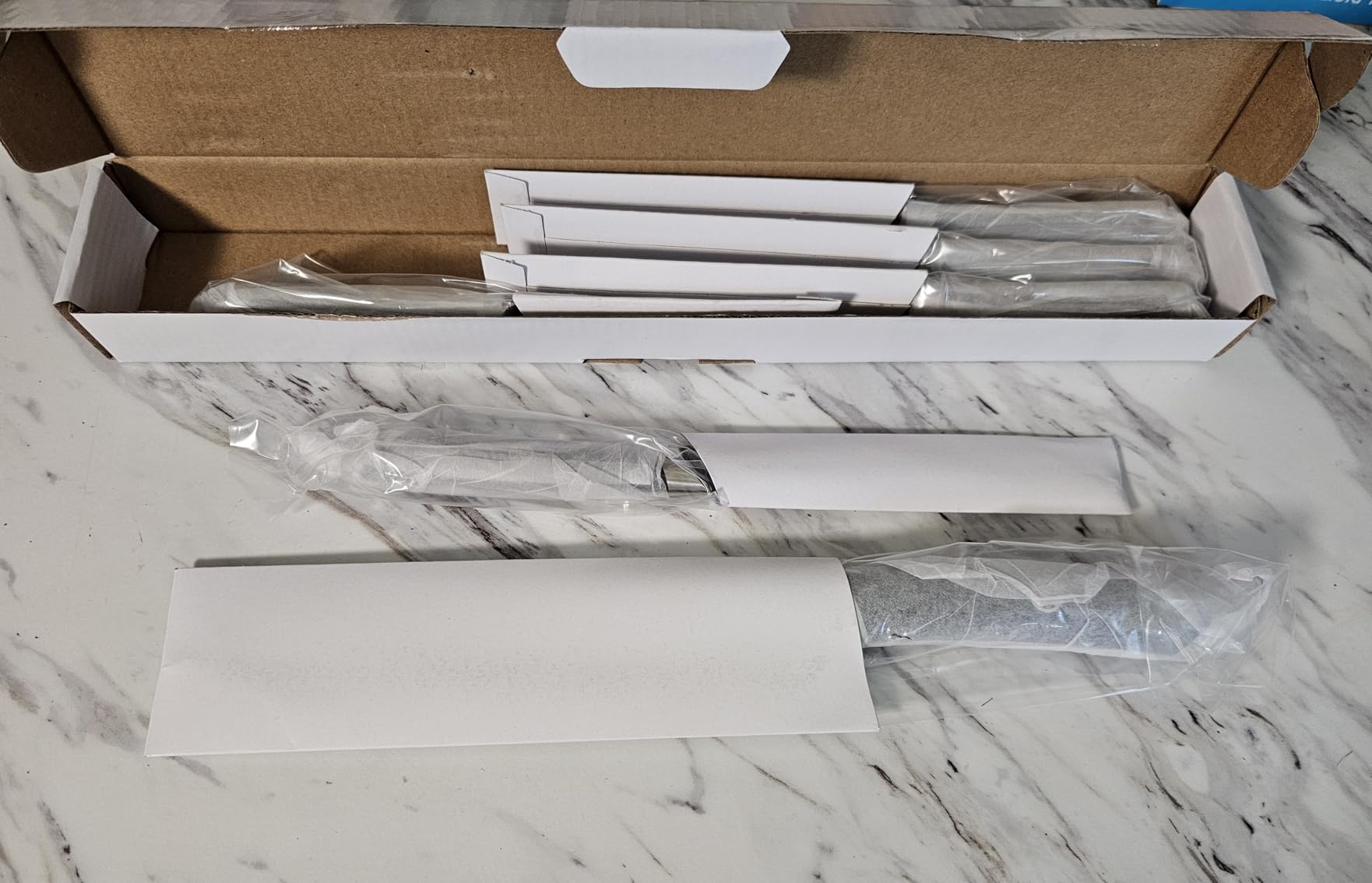 Cangshan KURO Series 12-Piece Knife Block Set, High Carbon X-7 Damascus Steel, 504340 customer photo 2