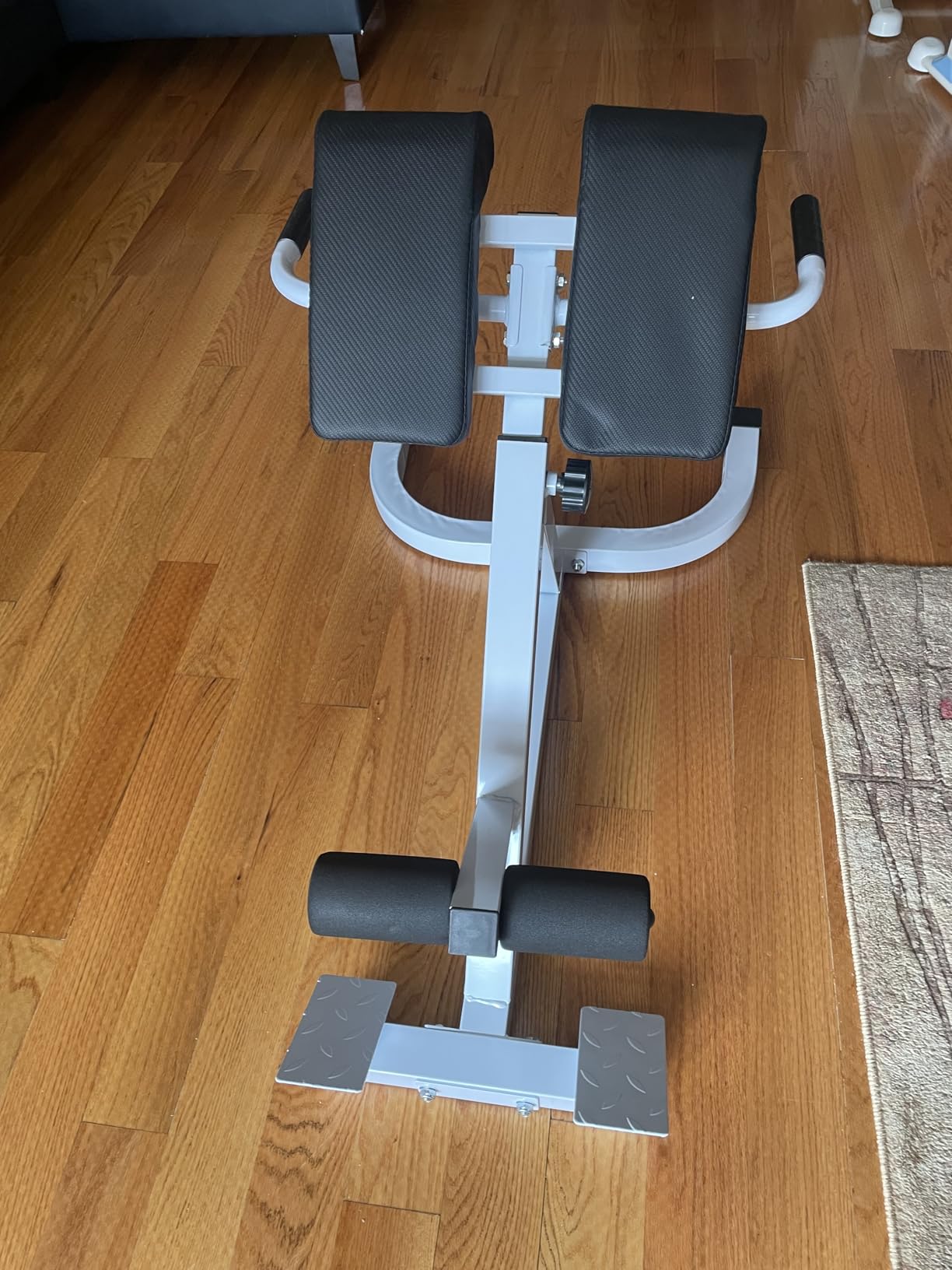 Roman Chair, Multifunctional Hyperextension Bench for Men & Women, Fitness Chair for Hip, Exceptional for Glute, Core and Lower Back Training, 300 lbs Weight Capacity customer photo 2