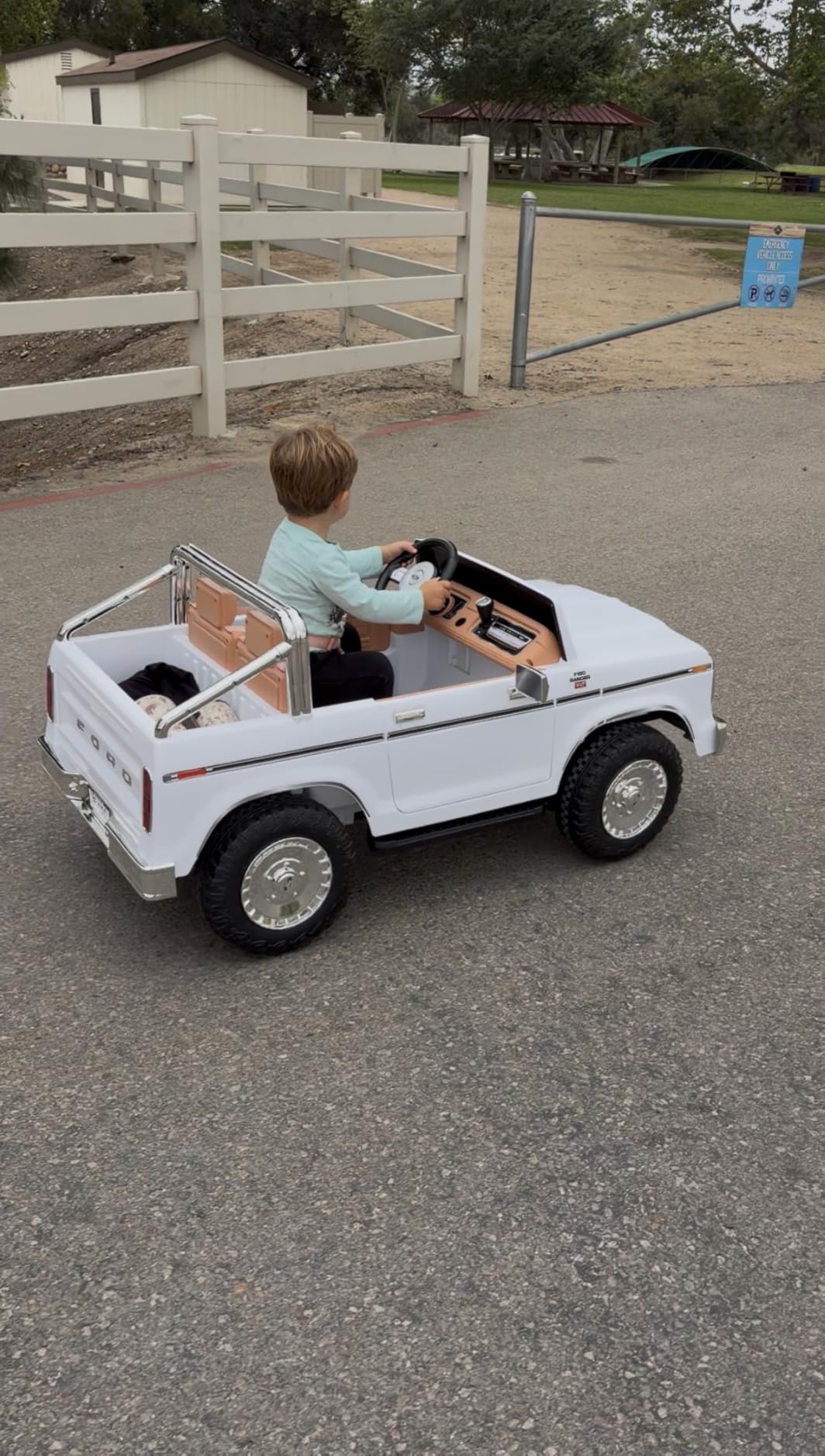 ANPABO Licensed Ford F-150 24V 2 Seater Ride on Car for Kids, 4x100W Motors, 3-Speeds, Large Storage Box customer photo 2
