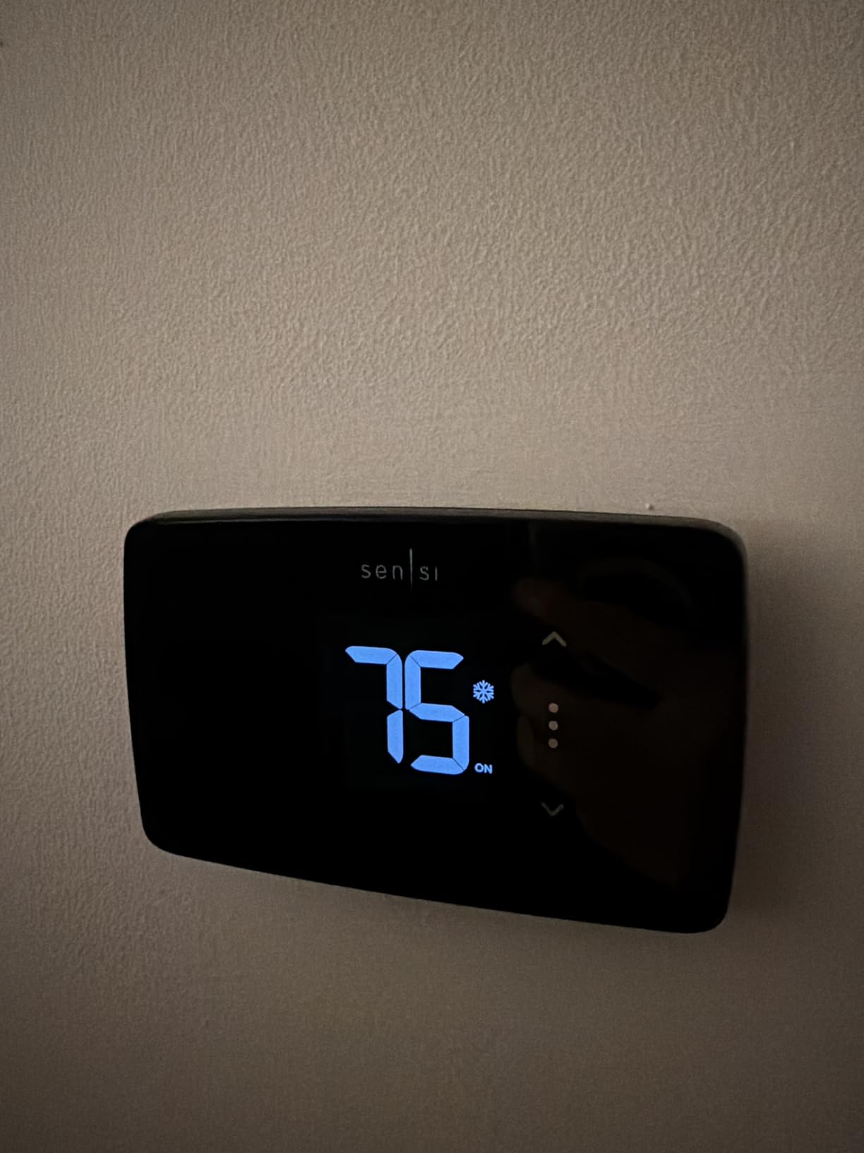 Sensi Lite Smart Thermostat, Programmable, WiFi, Easy DIY, Works With Alexa, ENERGY STAR Certified, ST25W, Most Systems C-Wire Not Required, C-Wire needed with Heat/Cool Only & Heat Pump System -White customer photo 1
