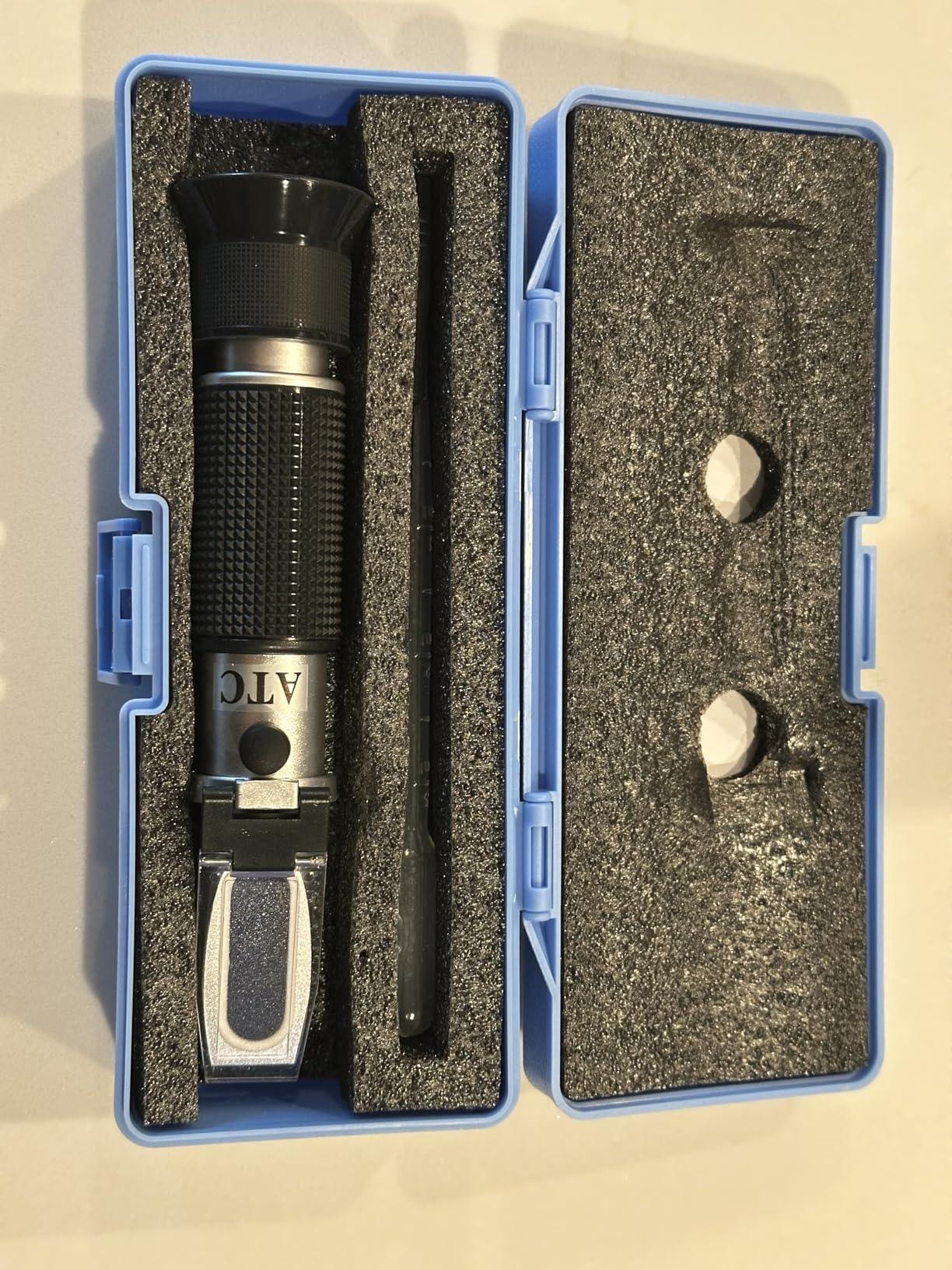 GYE Brix Refractometer with ATC, Dual Scale - Specific Gravity & Brix, Hydrometer in Wine Making and Beer Brewing, Homebrew Kit customer photo 2