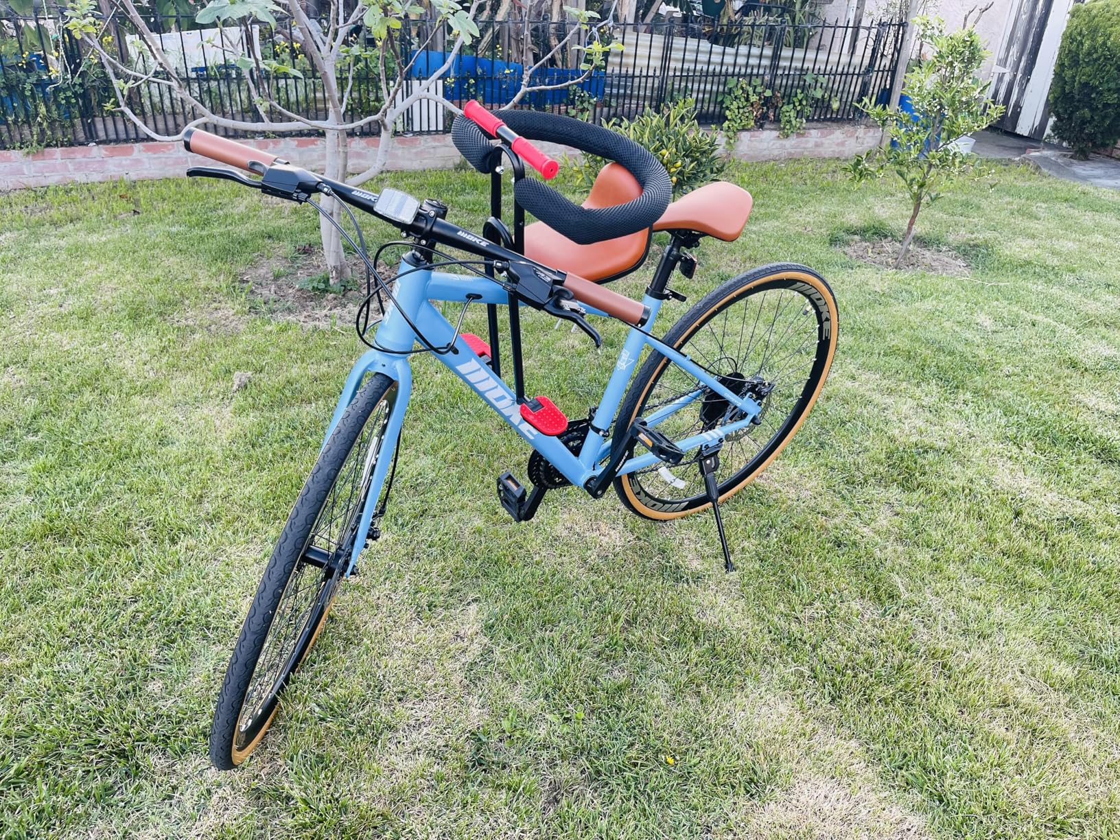 DEYGIA Hybrid Bike, 24-Speed 700C Wheel Hybrid Bicycle with Dual Disc Brakes, Trigger Shifting, Internal Wiring Frame, Lightweight City Commuter Bicycle for Men Women Adult, Multiple Colors customer photo 2