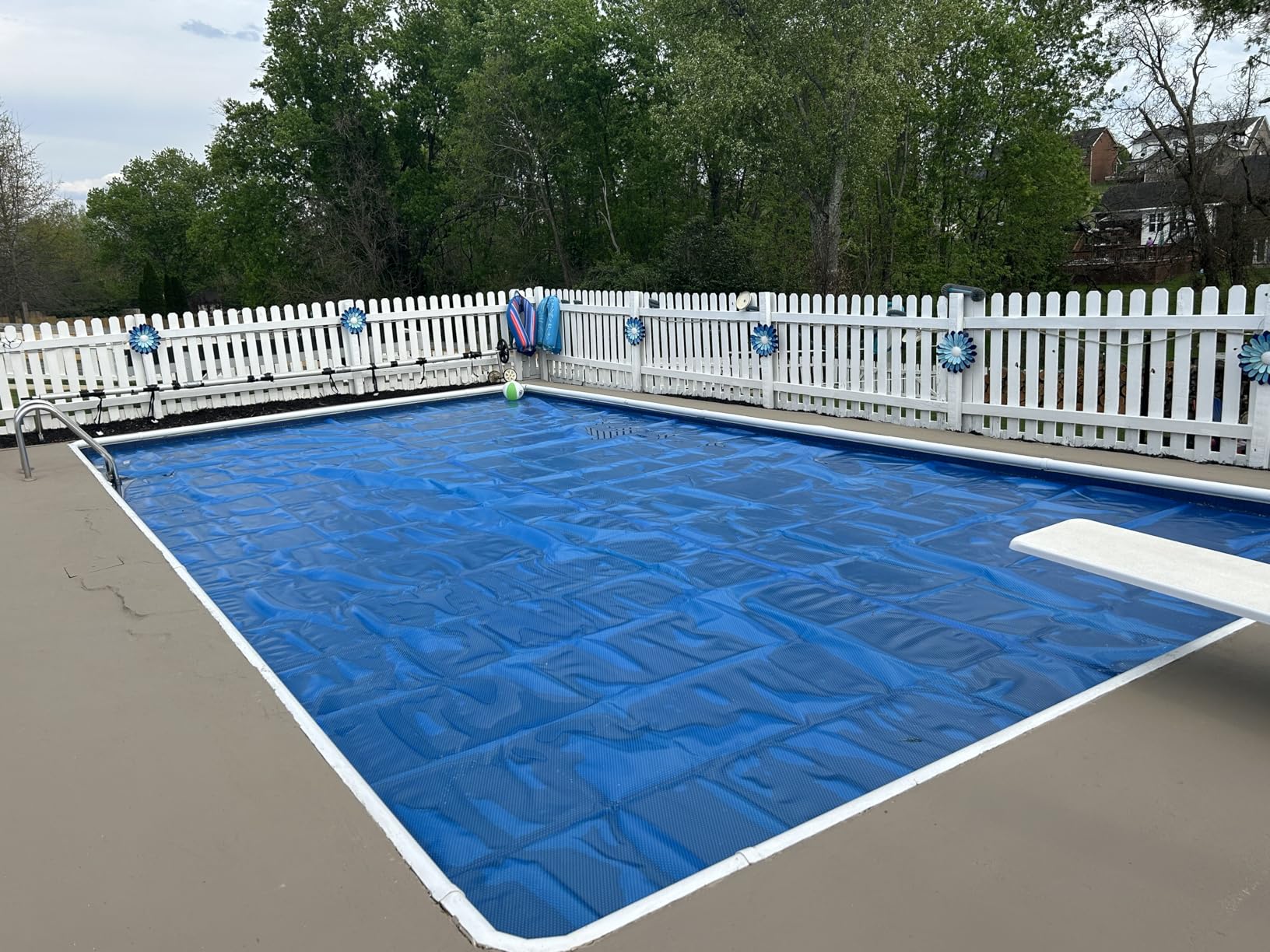 VEVOR Solar Pool Cover, 32 x 16 ft, 16 Mil with Dual Heat-Locking customer photo 2