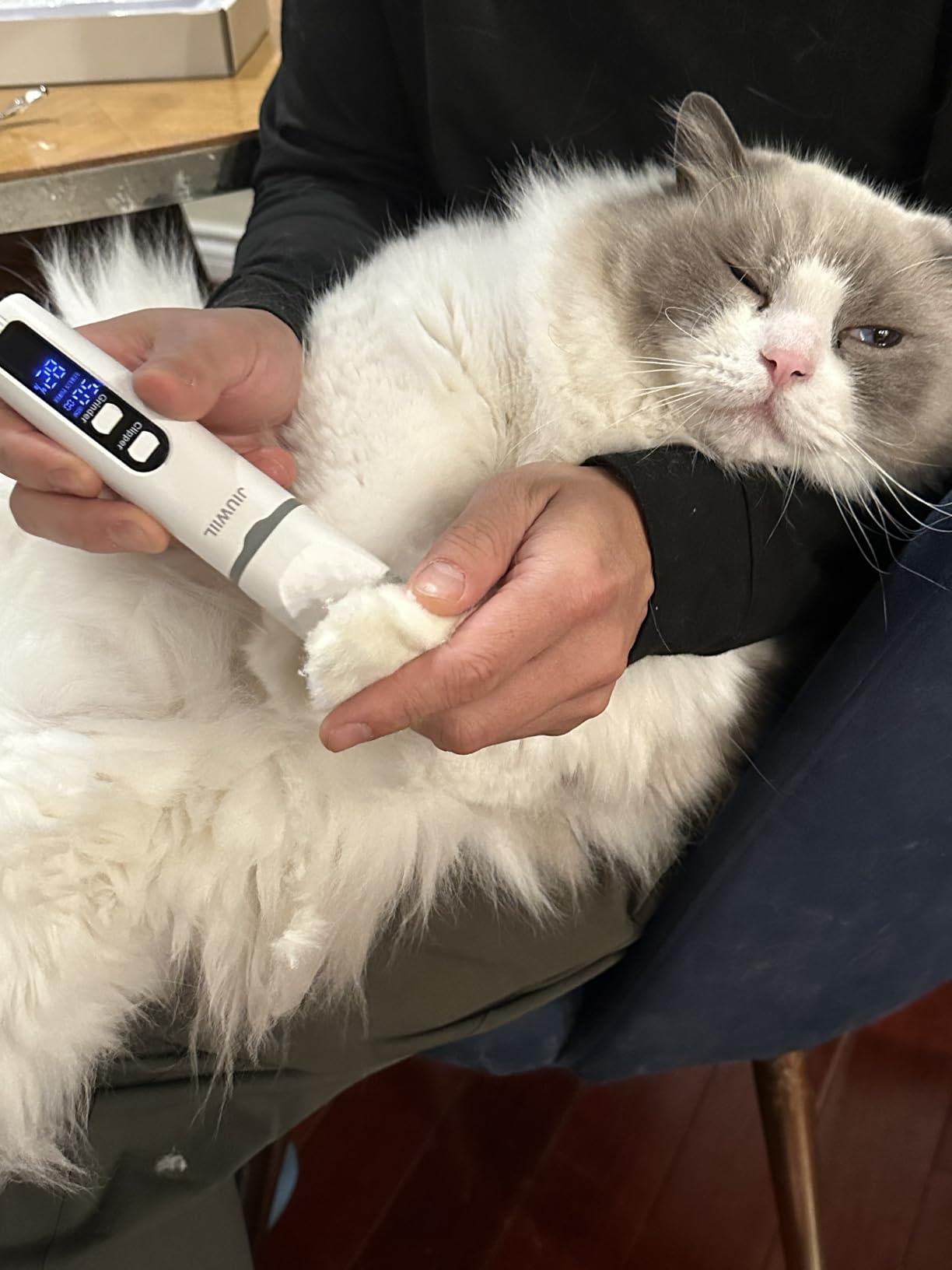 Dog Clippers for Grooming, 4 in 1 Dog Grooming Kit Hair Clipper with LCD Display, Dog Trimmer for Grooming, Dog Hair Trimmer for Paw Nail Grinder,Shaver Grooming Supplies for Pet Cats Dogs customer photo 1