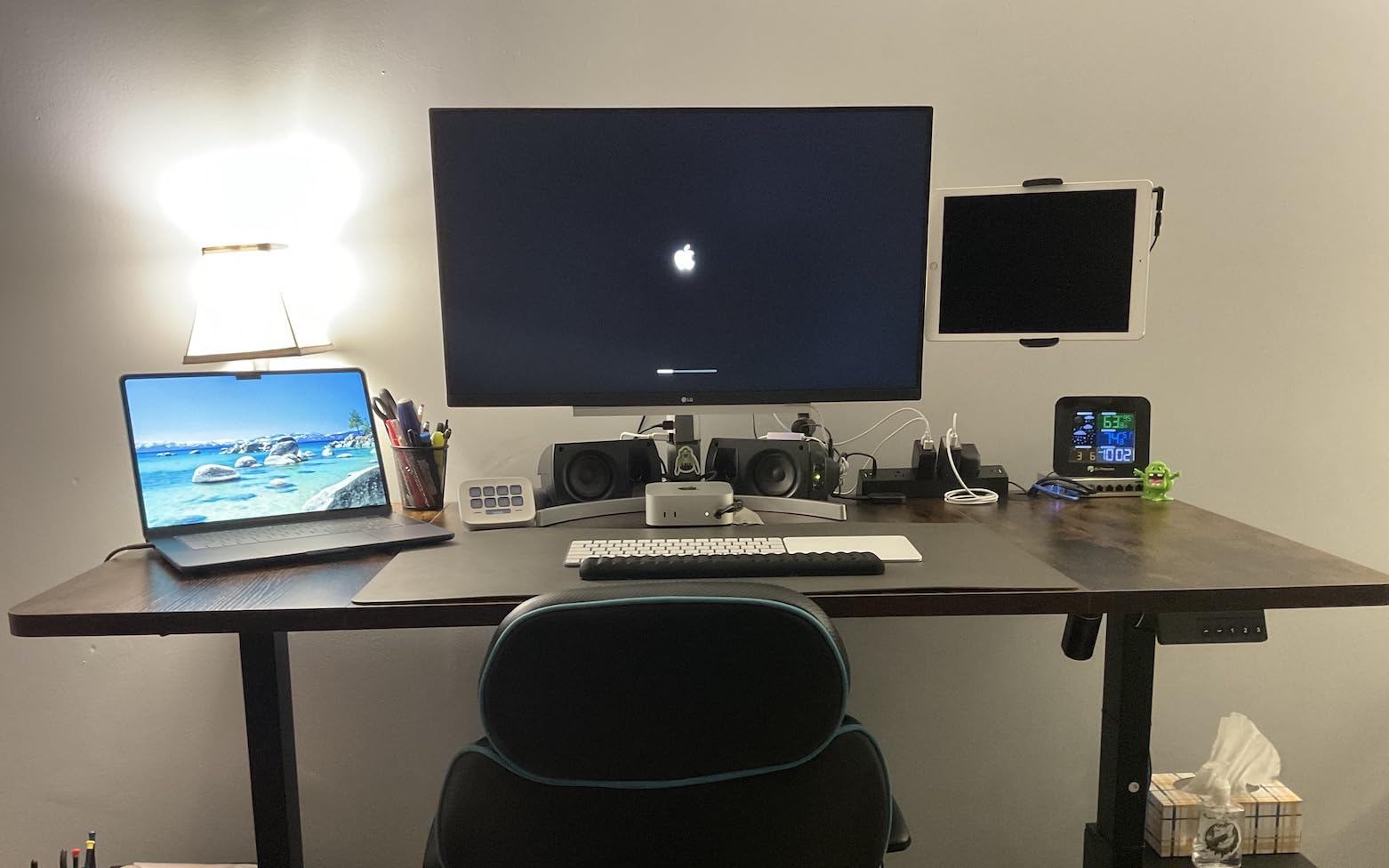 SIAGO Electric Standing Desk Adjustable - 60x28 Inch Sit Stand Desk with 1 Inch Thick Tabletop, Double Beam Frame, 3 Memory Height Adjustment, Cable Management for Home Office customer photo 1