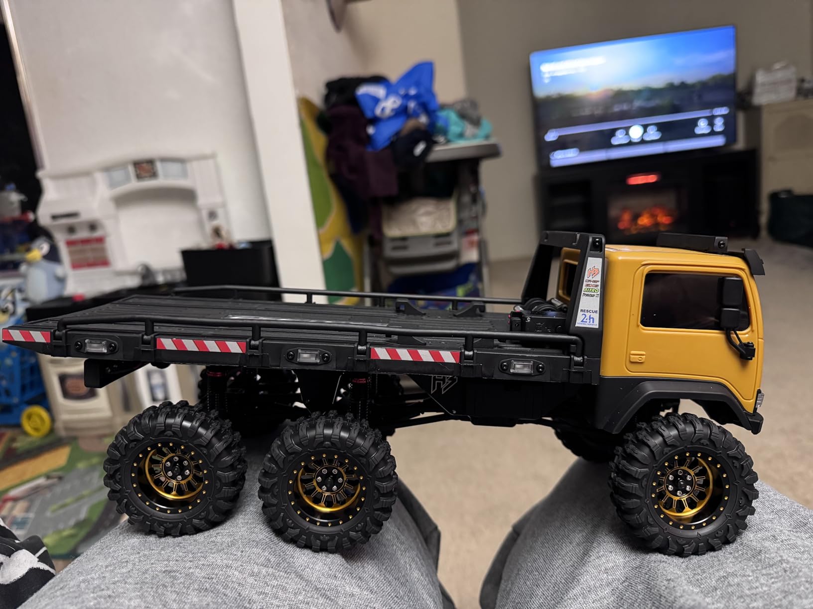 HOBBYPLUS ARKTOS 6x6 V1.5 CR18P Rock Crawler RTR All Terrain - Remote Control Car, Rock Crawler 1/18 Scale 6WD 2 Speed Transmission Off Road for Adults, RC Hobbyists (Tan) customer photo 1