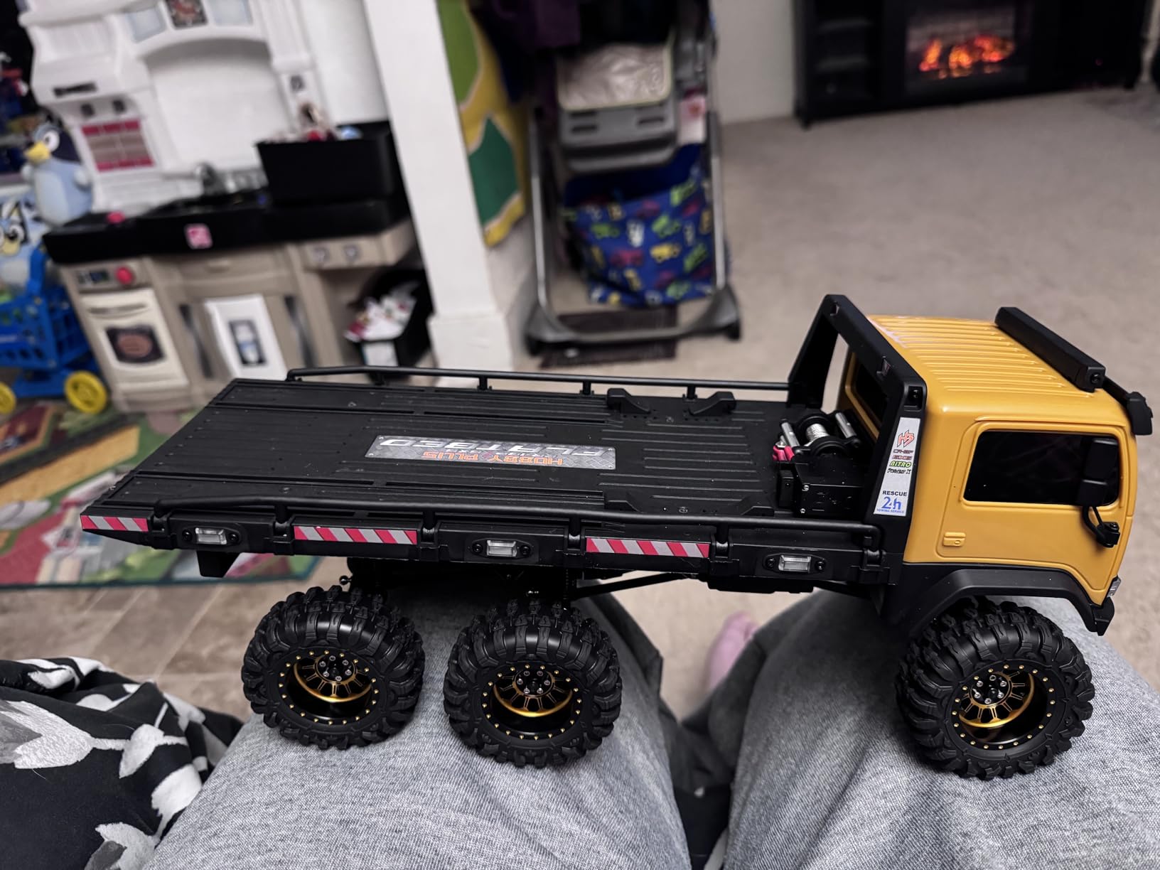 HOBBYPLUS ARKTOS 6x6 V1.5 CR18P Rock Crawler RTR All Terrain - Remote Control Car, Rock Crawler 1/18 Scale 6WD 2 Speed Transmission Off Road for Adults, RC Hobbyists (Tan) customer photo 2