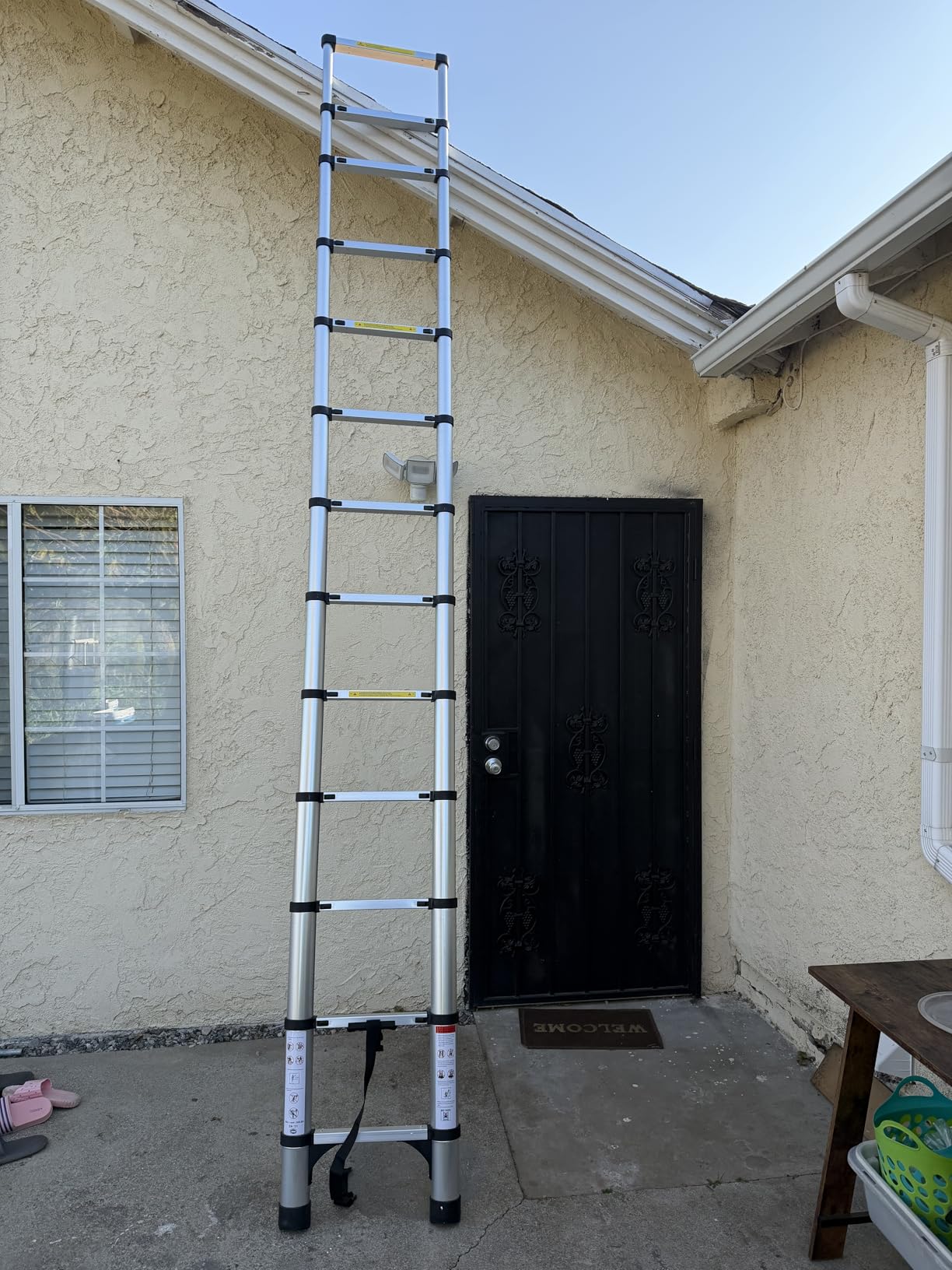 Telescoping Ladder 12.5 FT, ANSI/EN 131 Certified, Aluminum Extension Ladder with Triangular Stabilizers, 330 lbs Capacity, Portable Collapsible Ladder for RV, Home; Silver customer photo 1