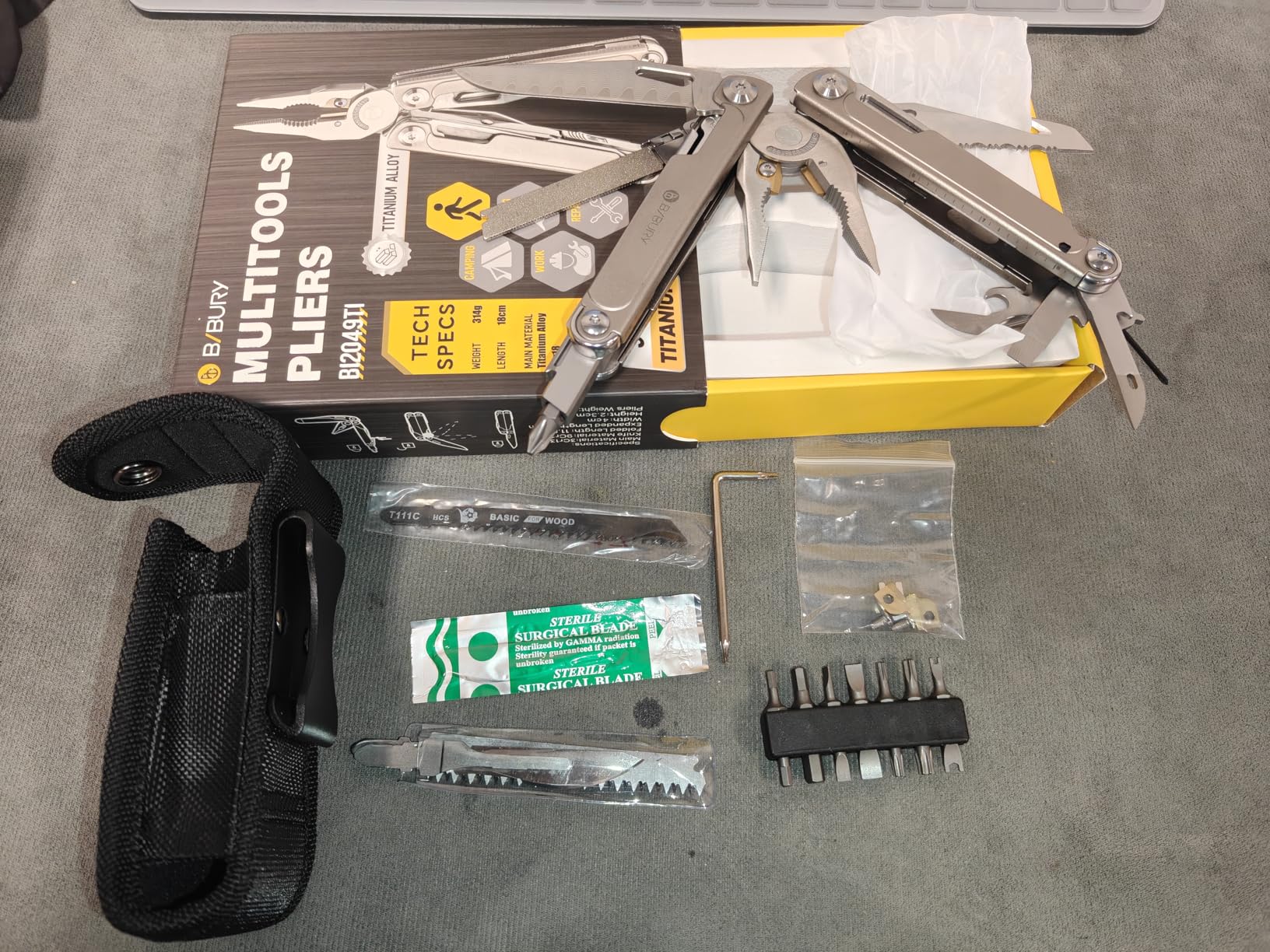 BIBURY Titanium Alloy Multitool with Damascus Knife, EDC Multi Tools with Replaceable Wire Cutters, Scissors, Screwdriver Bits - BI2049TI customer photo 1