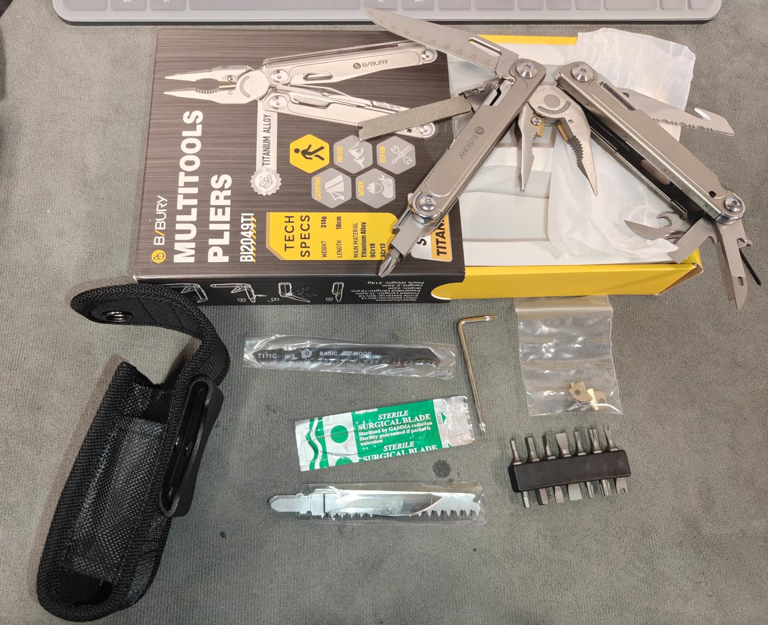 BIBURY Titanium Alloy Multitool with Damascus Knife, EDC Multi Tools with Replaceable Wire Cutters, Scissors, Screwdriver Bits - BI2049TI customer photo 2