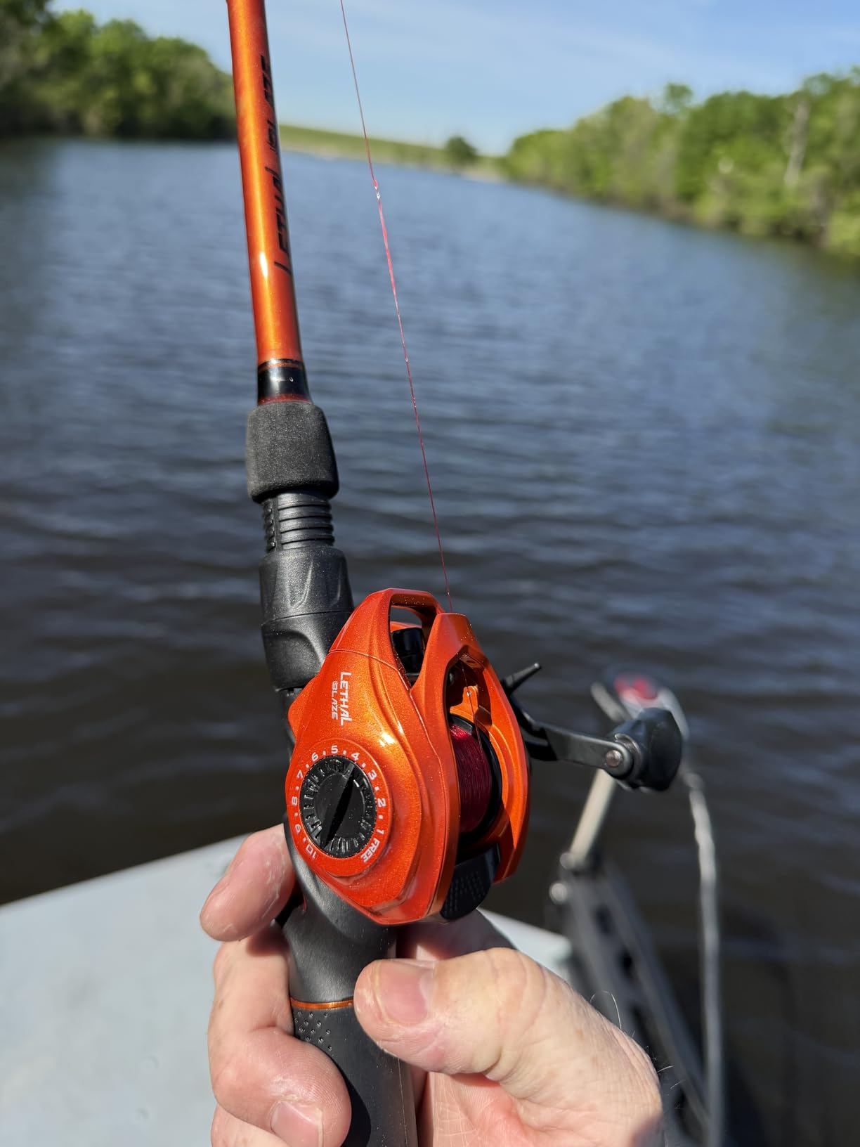 KastKing Lethal Blaze Baitcasting Fishing Reel, 7.3:1 High-Speed Gear Ratio, Low-Profile Baitcaster, Lightweight Glass Fiber-Infused Nylon Frame, Freshwater & Inshore Bass Fishing Reel customer photo 2