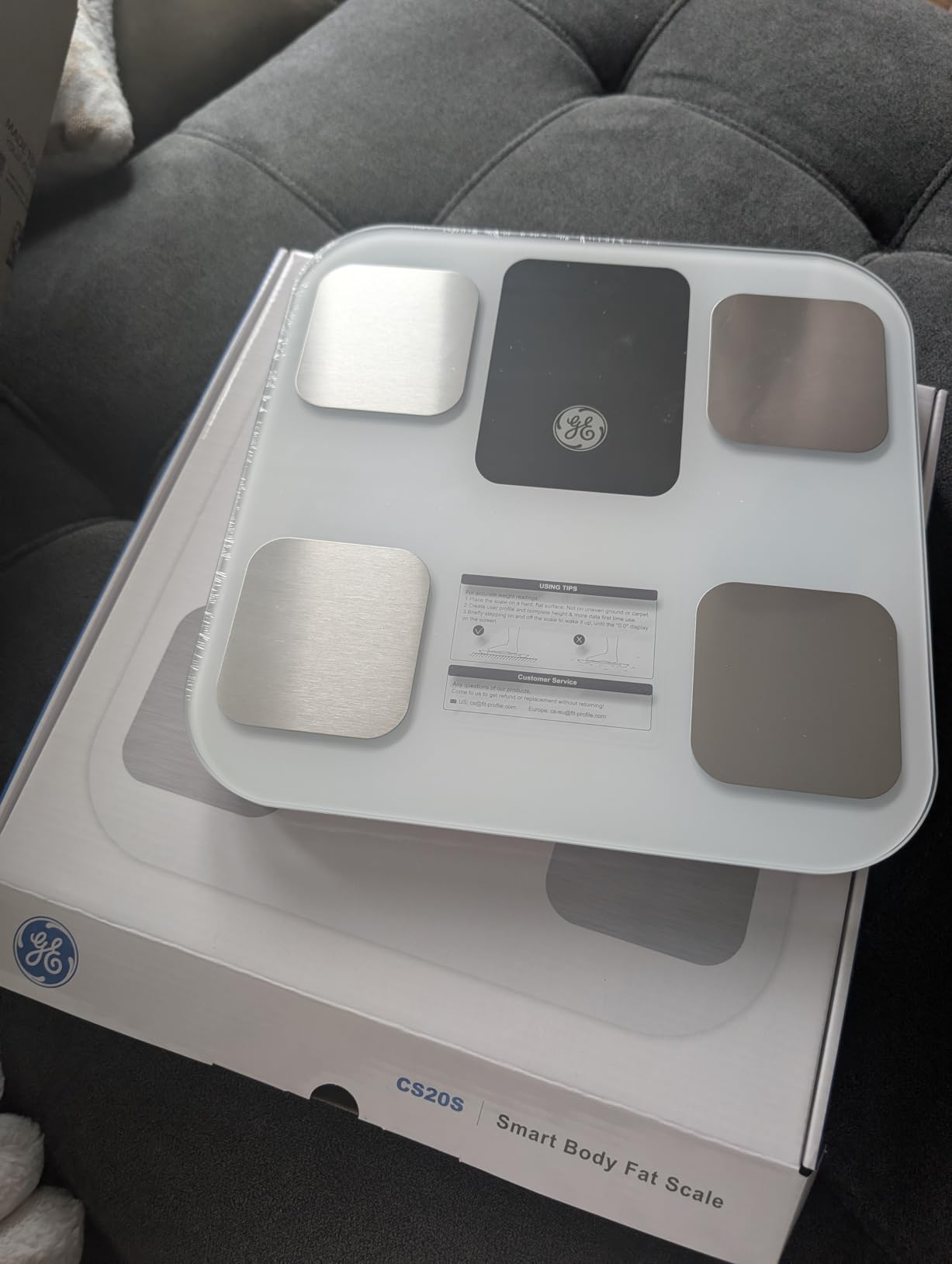 GE Smart Scale for Body Weight: Body Fat, BMI, Digital Bathroom Scale - 14 Body Composition Analyzer Health Monitor, Highly Accurate Bluetooth Weighing Scale with App 400 lb, 11 Inch customer photo 1