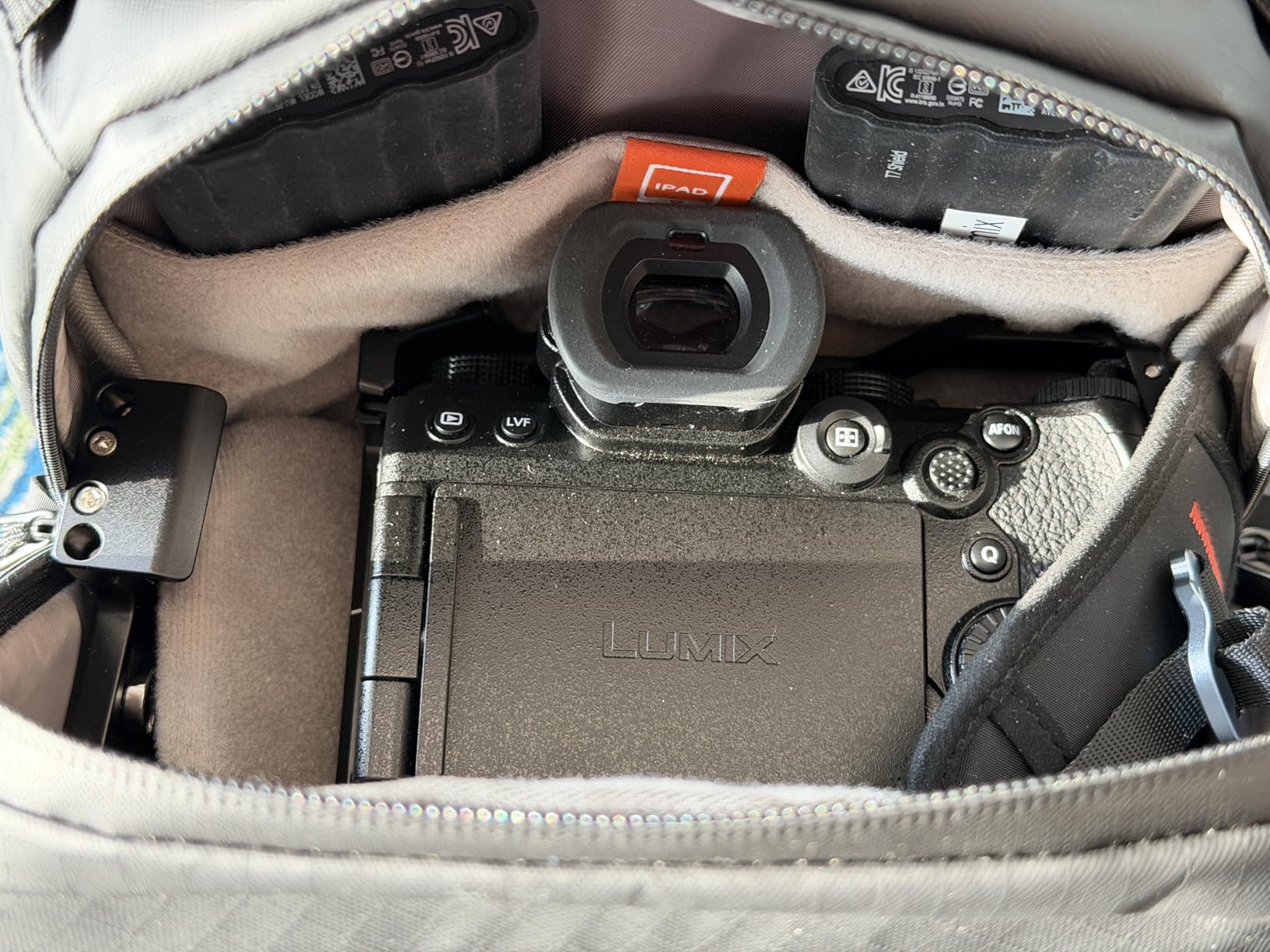 Besnfoto Camera Hardshell Case Crossbody Camera Sling Bag Small Waterproof Photography Bag for Mirrorless and DSLR Cameras customer photo 2