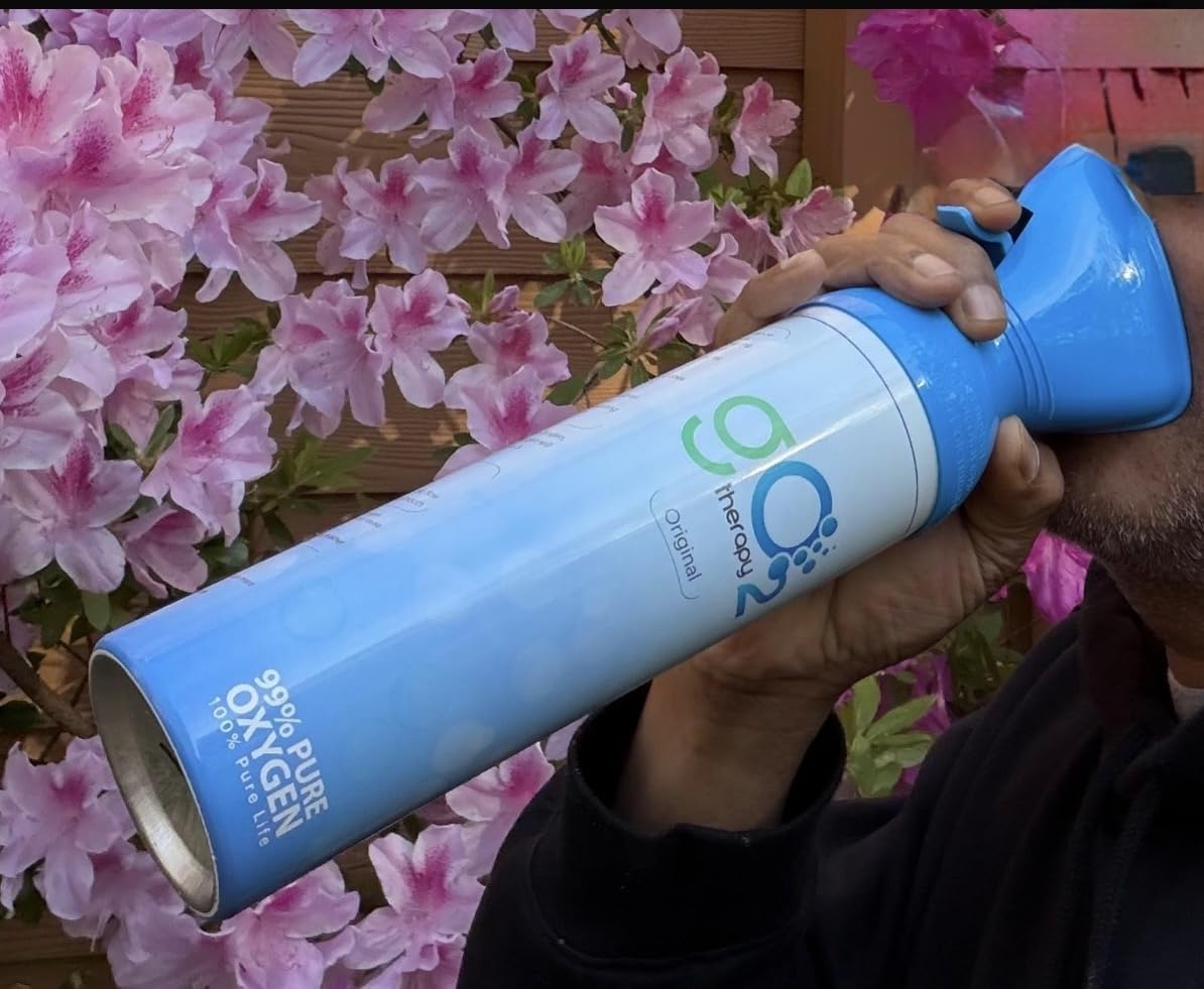 Up to 450 Inhalations, 12L Portable Oxygen Canister - Single Mouth & Nose Mask - Supplemental Oxygen for Sports, Travel, Altitude & Fitness Activities customer photo 1