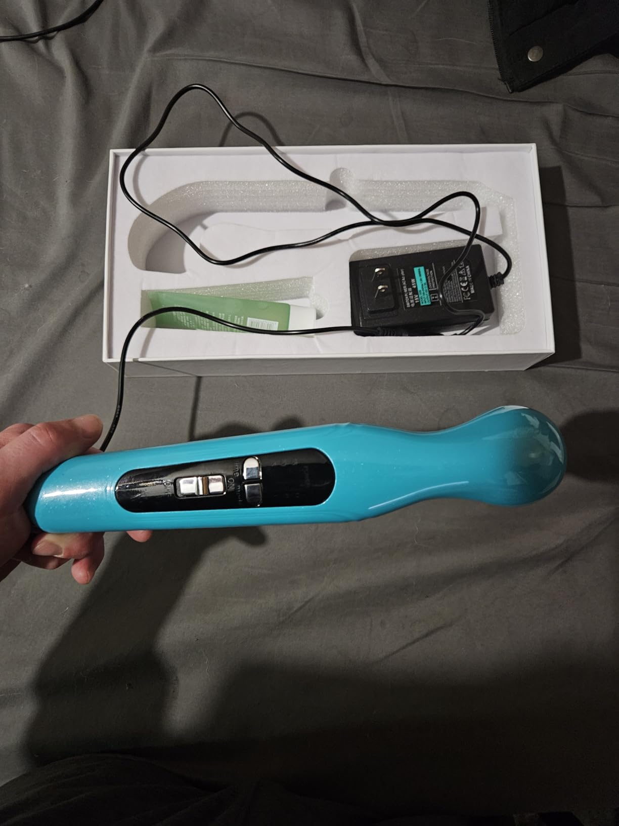 Portable Silent Shockwave Therapy Machine, Effective Electromagnetic Extracorporeal E-D Shock Wave Therapy Machine Pain Relief Body Massager Muscle Relax Massage Gun customer photo 1