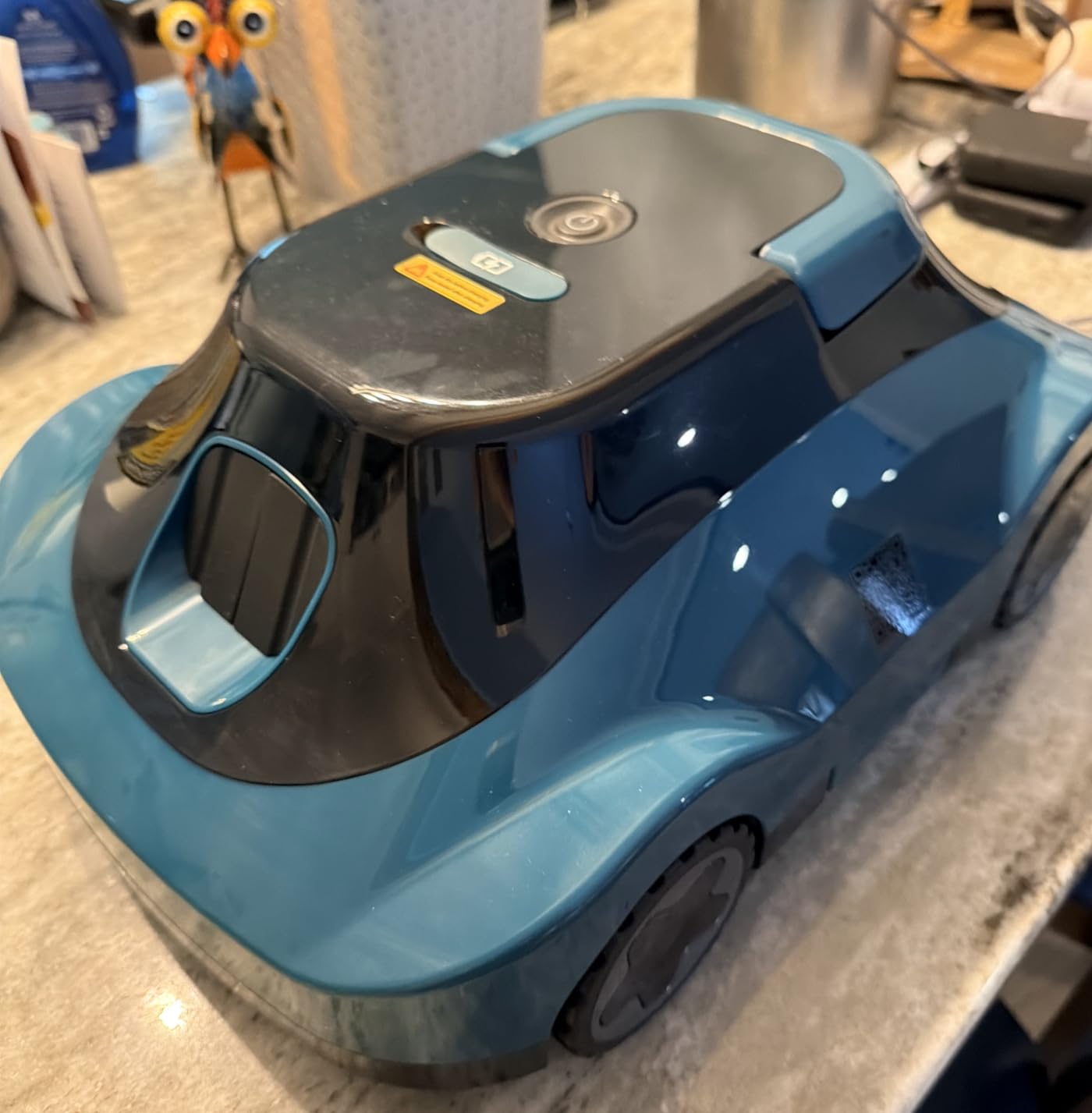 C5 Cordless Robotic Pool Cleaner with 180-Min Runtime, 2.7L Large Filter Basket & Self Parking, Pool Vacuum for Above-Ground Flat Pools up to 2200 Sq.Ft customer photo 2