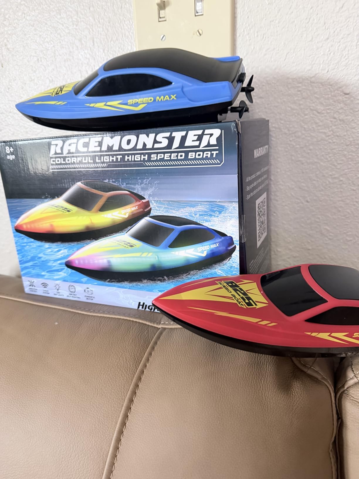 Remote Control Boat for Kids, RC Boat for Pool, Lake, River and Pond with LED Lights, Self-Righting, Waterproof, Fast Speed Racing Electric Boats 2 Speed Modes 60mins Rechargeable Batteries customer photo 2