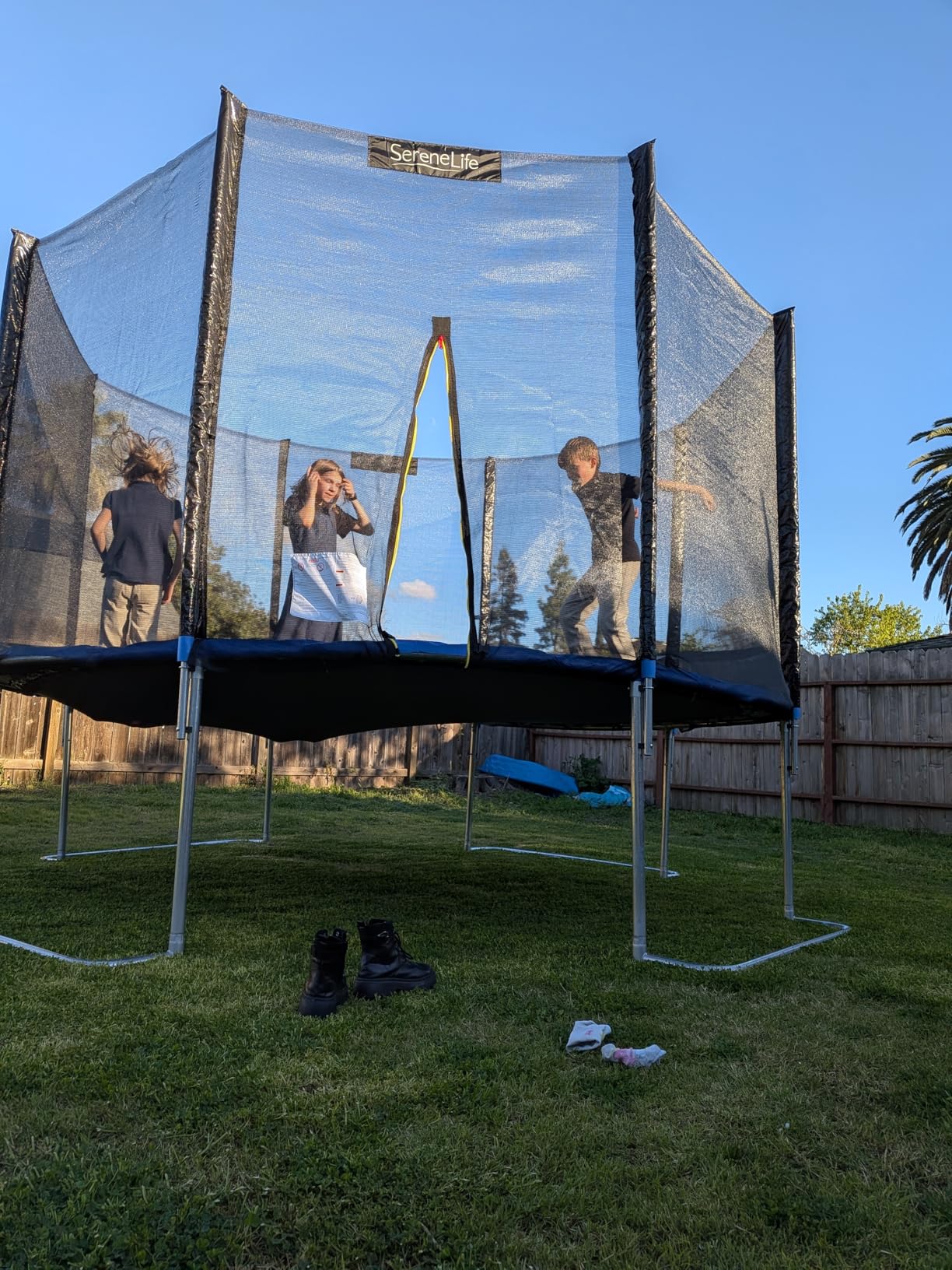 SereneLife Trampoline Outdoor 8FT 10FT 12FT 14FT with Enclosure Net, Ladder and Anti-Rust Coating - ASTM Approved Recreational Trampolines customer photo 2