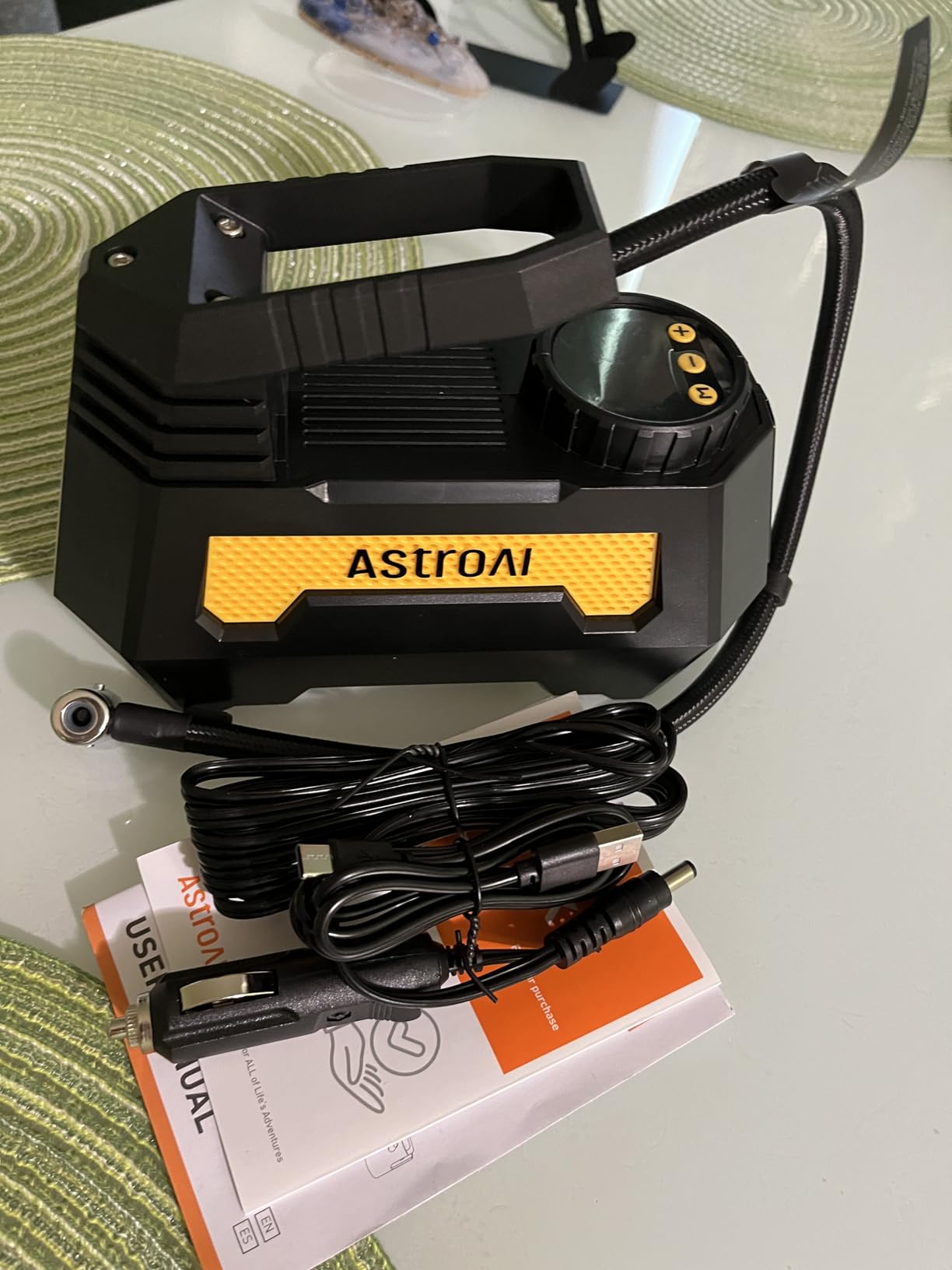 AstroAI H2 Pro Cordless Tire Inflator Portable Air Compressor Fully Upgraded Tire Inflator with DC 12V & Battery Dual Power Supplies Fast Inflation Air Pump for Car Tires Motorcycles Yellow customer photo 2