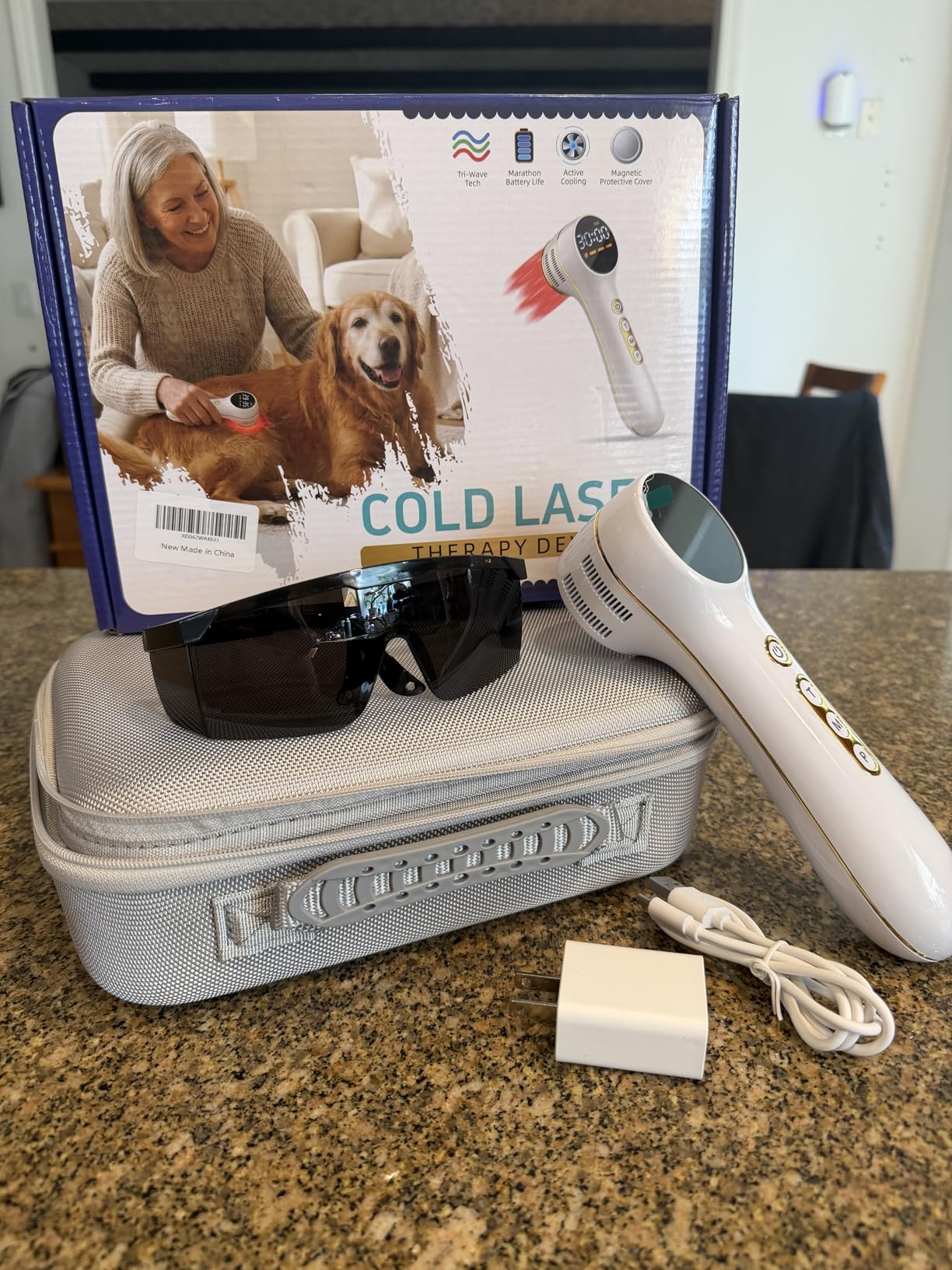 7000mAh Cold Laser Therapy Device for Pain Relief, Red Light Therapy with Pulse Mode, 3 Levels Power, 60mins Timer, Human Pets Dogs Treatment for Joint Would Healing, 4x980nm + 5x808nm + 16x650nm customer photo 1
