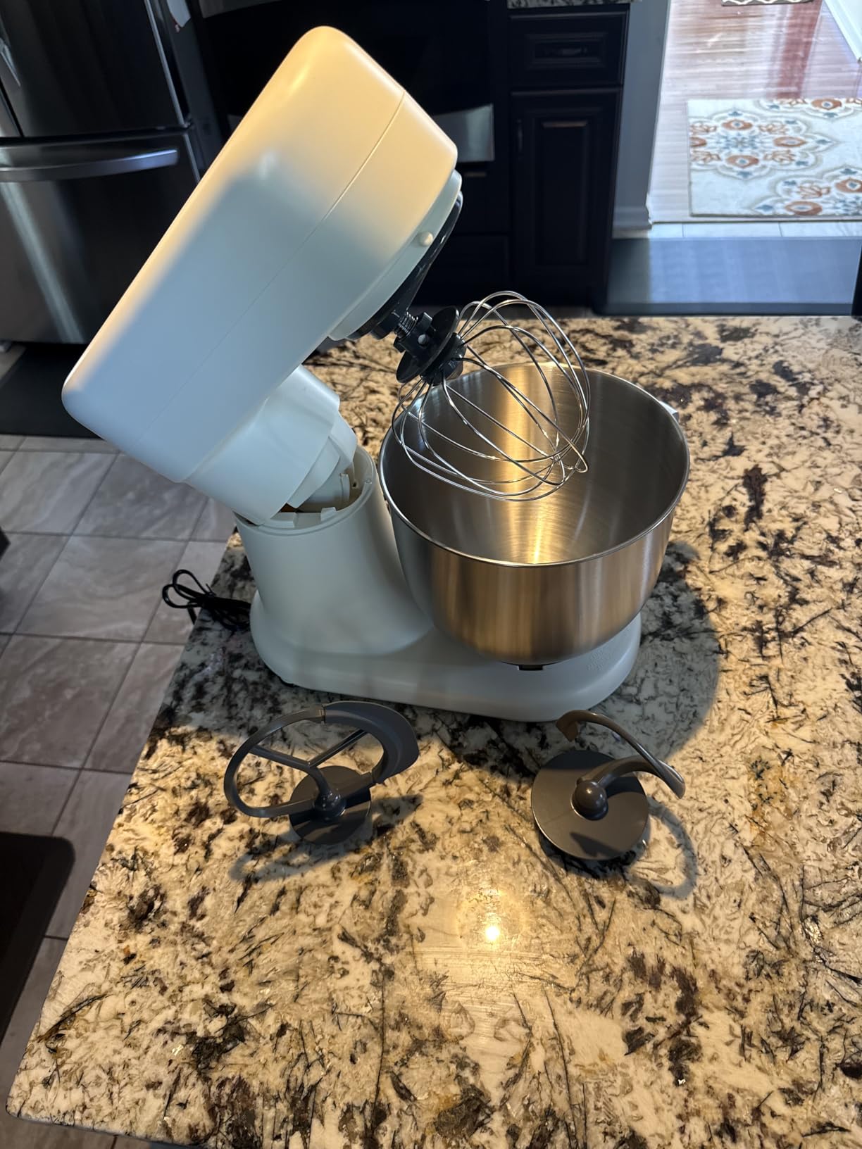 Martha Stewart Tilt-Head Stand Mixer, 12 Speed, 5.3QT Stainless Steel Bowl, Splash Guard with Pour Chute, Whisk, Dough Hook, Flat Beater, Electric Kitchen Baking Mixer, Bread, Cake, Whip, Linen White customer photo 1