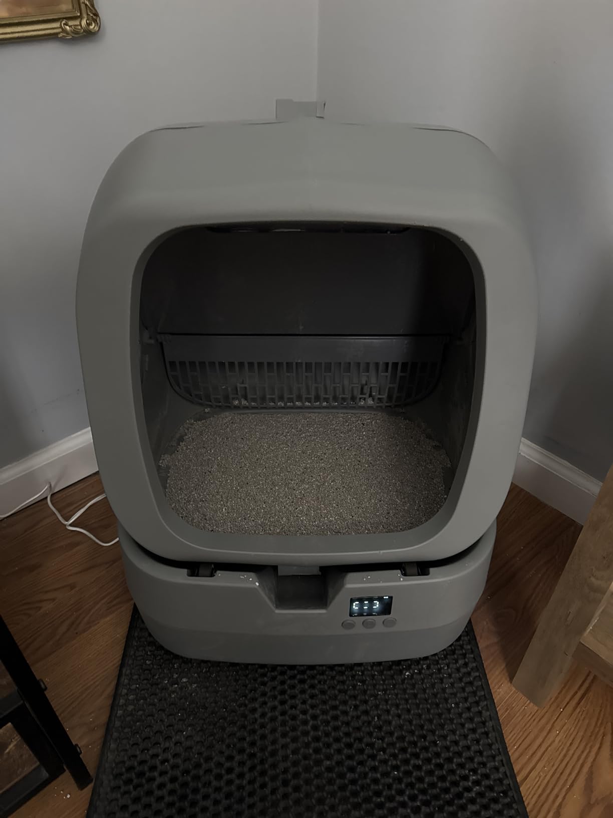 UPFAS Automatic Cat Litter Box Self Cleaning - APP Control - Weight Monitoring - Ultra-Quiet, Medium Cats and Kittens Litter Box, Safe Anti-Pinch customer photo 2