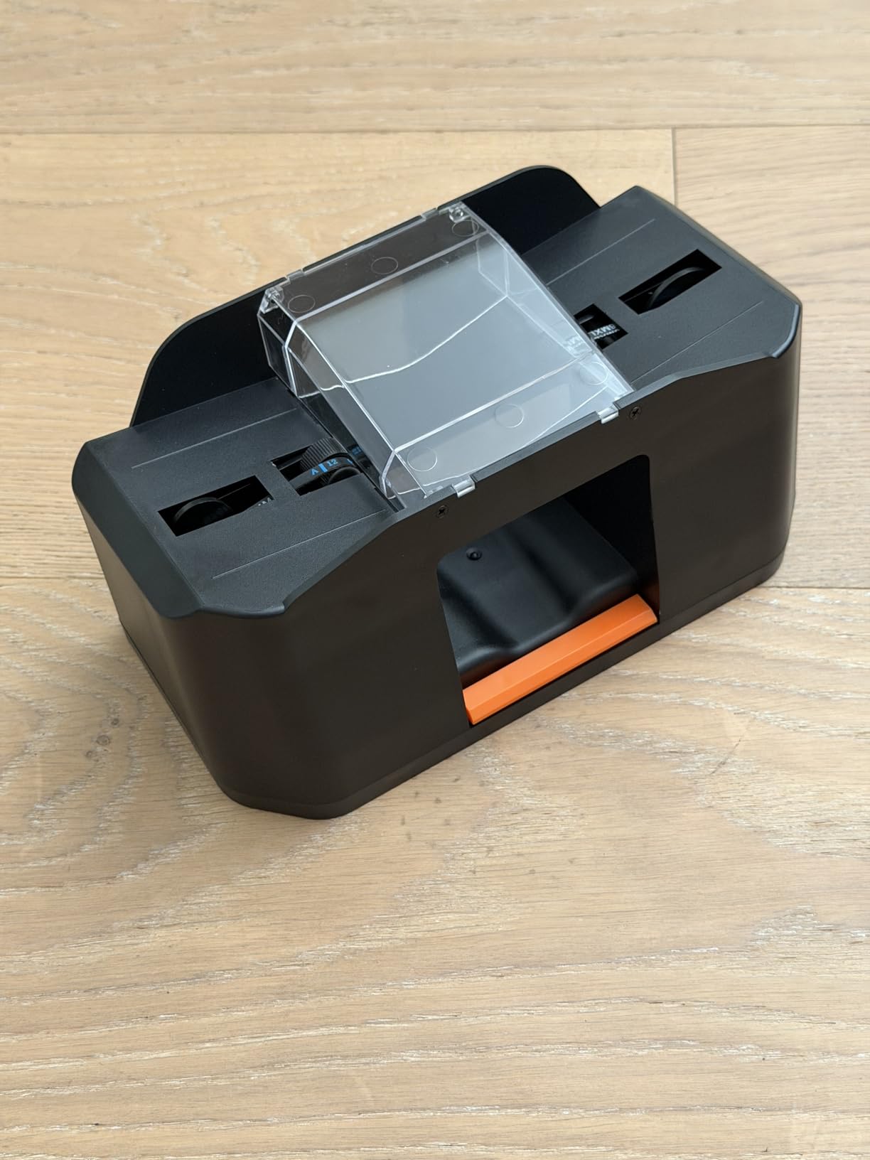 Quiet & Rechargeable 2 Decks Card Shuffler, Automatic 2000 mAh Quiet Electric Shuffler, Playing Cards, Texas Hold'em, Poker, Home Card Games, Blackjack (Deep Black) customer photo 2