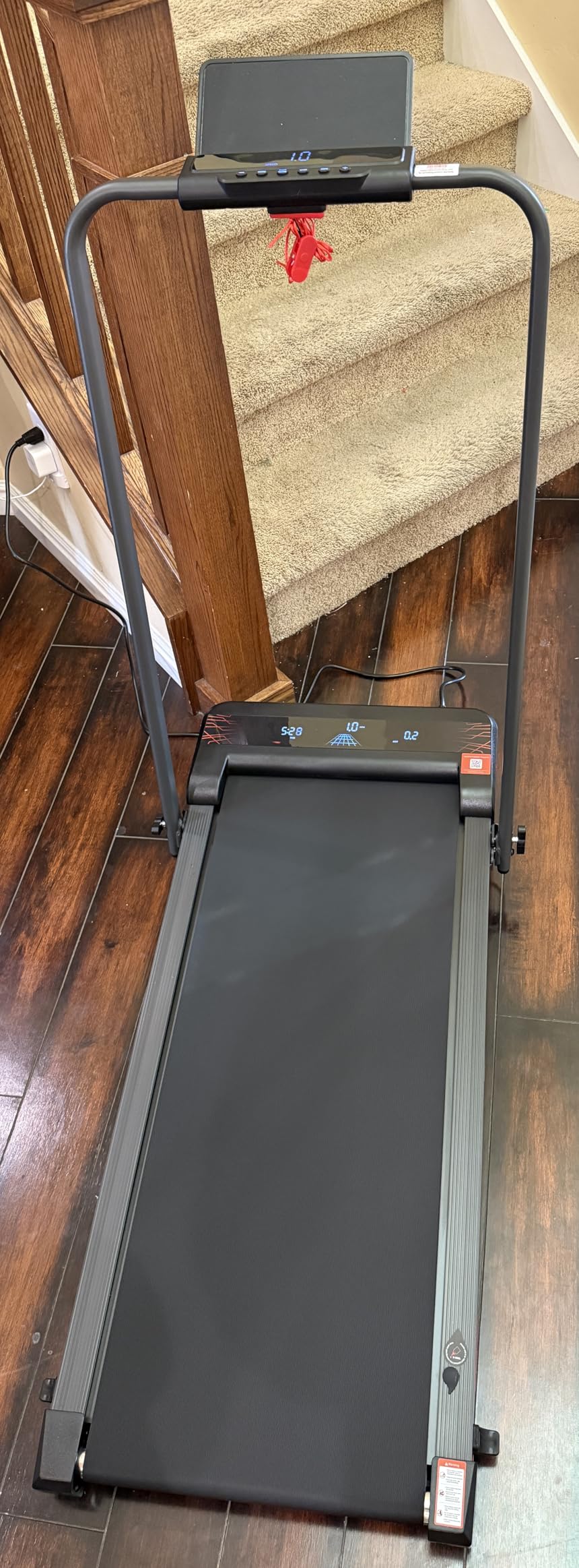 Walking Pad Treadmill with 9% Incline & Dual LED Display, 4 in 1 Foldable Treadmill with Handle bar for Home/Office, 3.5HP Portable Under Desk Treadmills customer photo 2