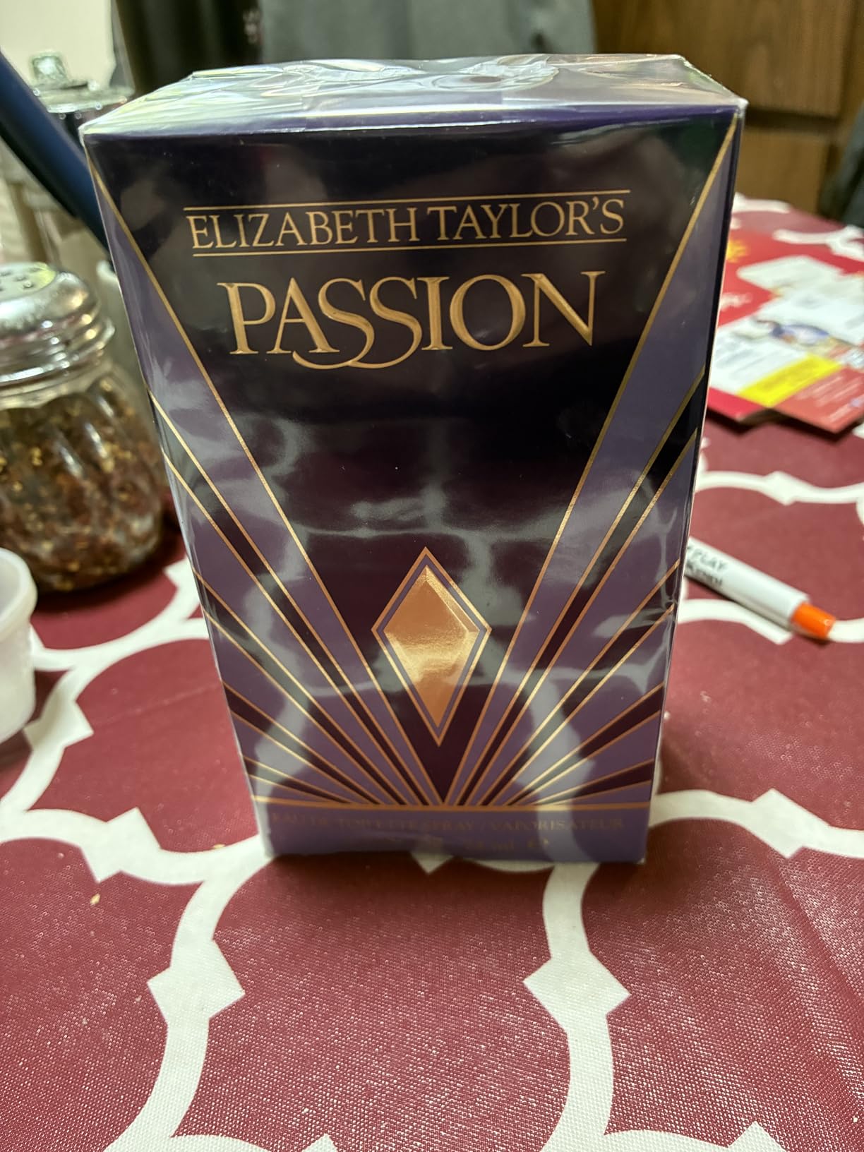 Elizabeth Taylor Passion Eau de Toilette, Floral Amber Perfume for Women, EDT Spray, 2.5 fl oz customer photo 1