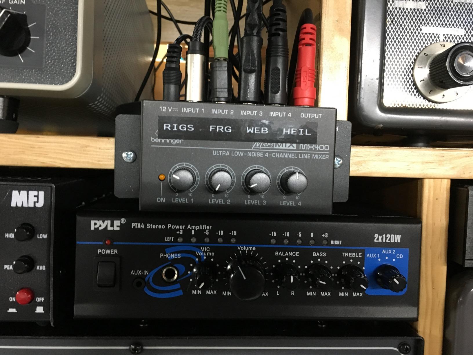 Behringer MICROMIX MX400 Ultra Low-Noise 4-Channel Line Mixer customer photo 2
