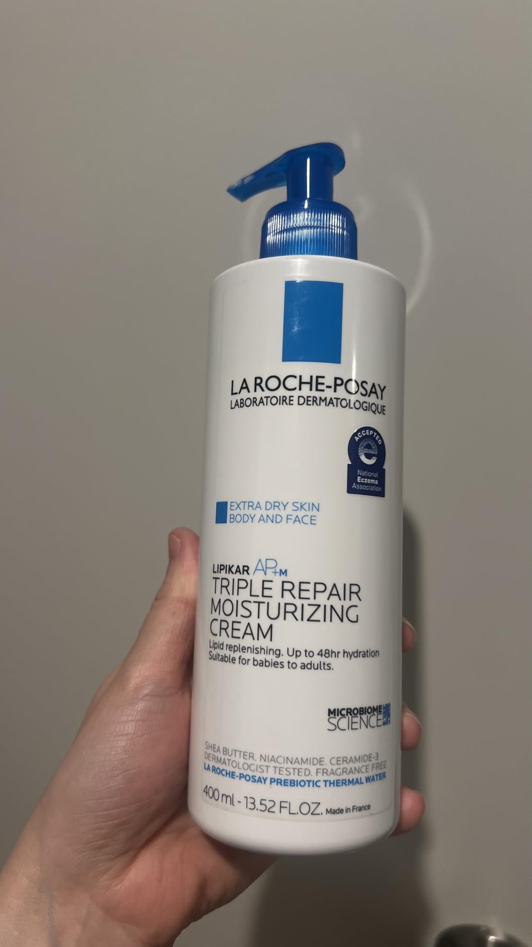 La Roche-Posay Lipikar AP+MAX Triple Repair Moisturizing Body Cream, Face & Body Lotion for Dry Skin with Shea Butter & Niacinamide, Gentle Moisturizer for Very Dry, Rough & Sensitive Skin customer photo 1